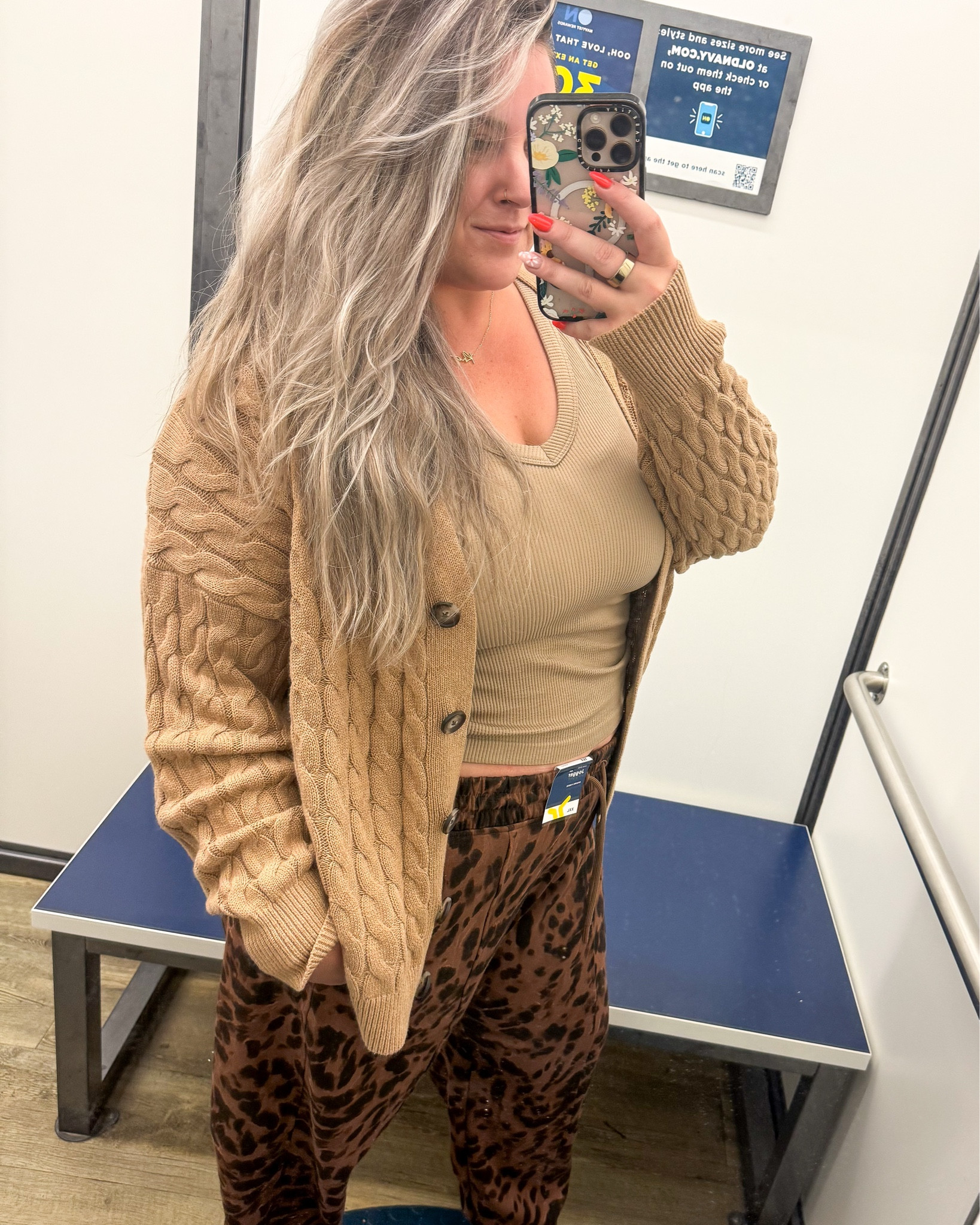 Old Navy Fall finds!! Cozy, but make it cute! Another perfect SAHM outfit to make your mom duties feel a little more put together! This tank is SO soft and stretchy, and these fleece sweatpants?! Going to be a staple in my rotation this fall! 

XL in each piece! 

#LTKPlusSize #LTKStyleTip #LTKFindsUnder50