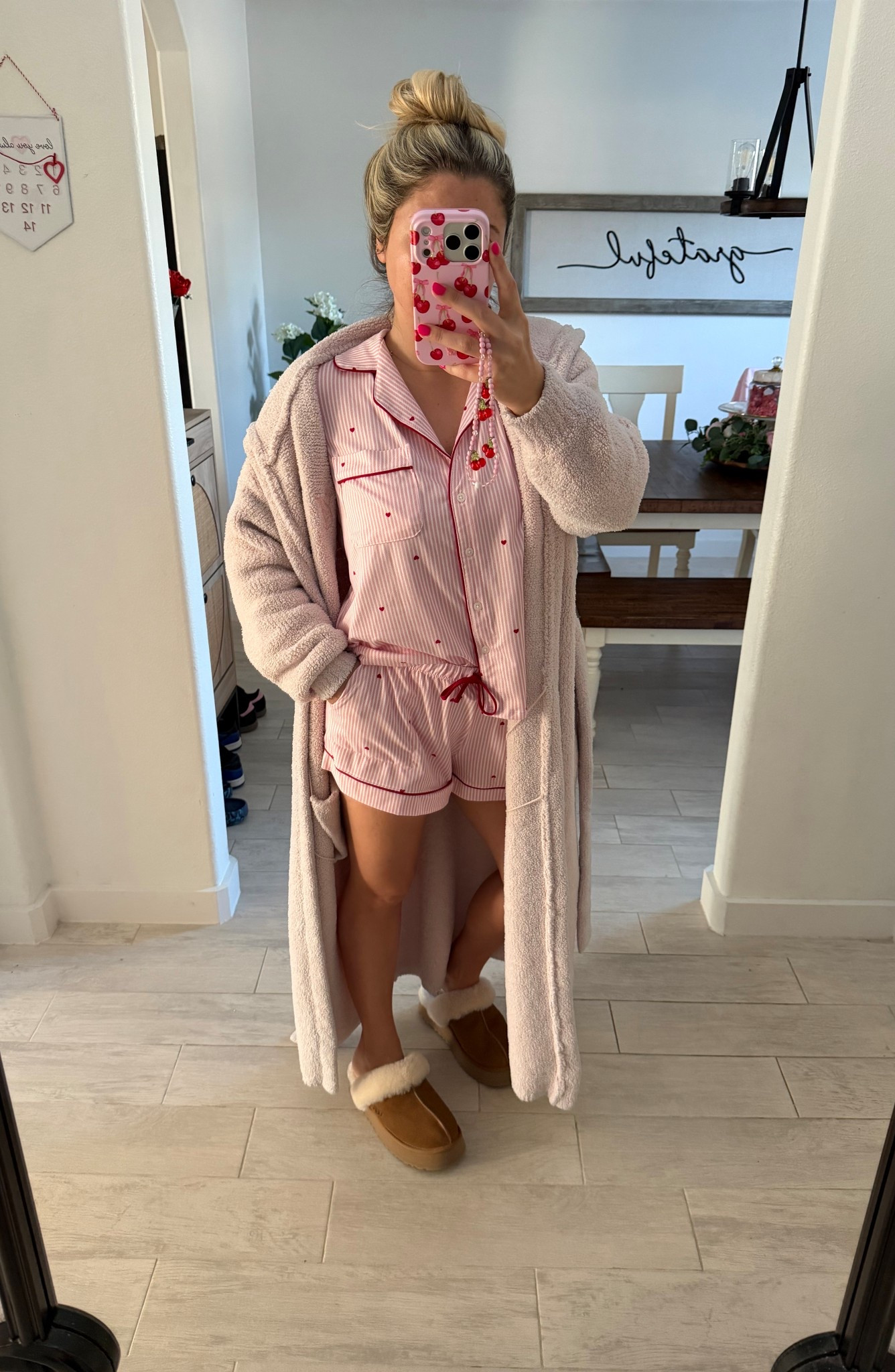 Softest pjs and robe!
Size m Valentine’s Day pjs 
Robe xs/s
Ugg slippers 

#LTKootd #LTKFindsUnder50 #LTKFindsUnder100