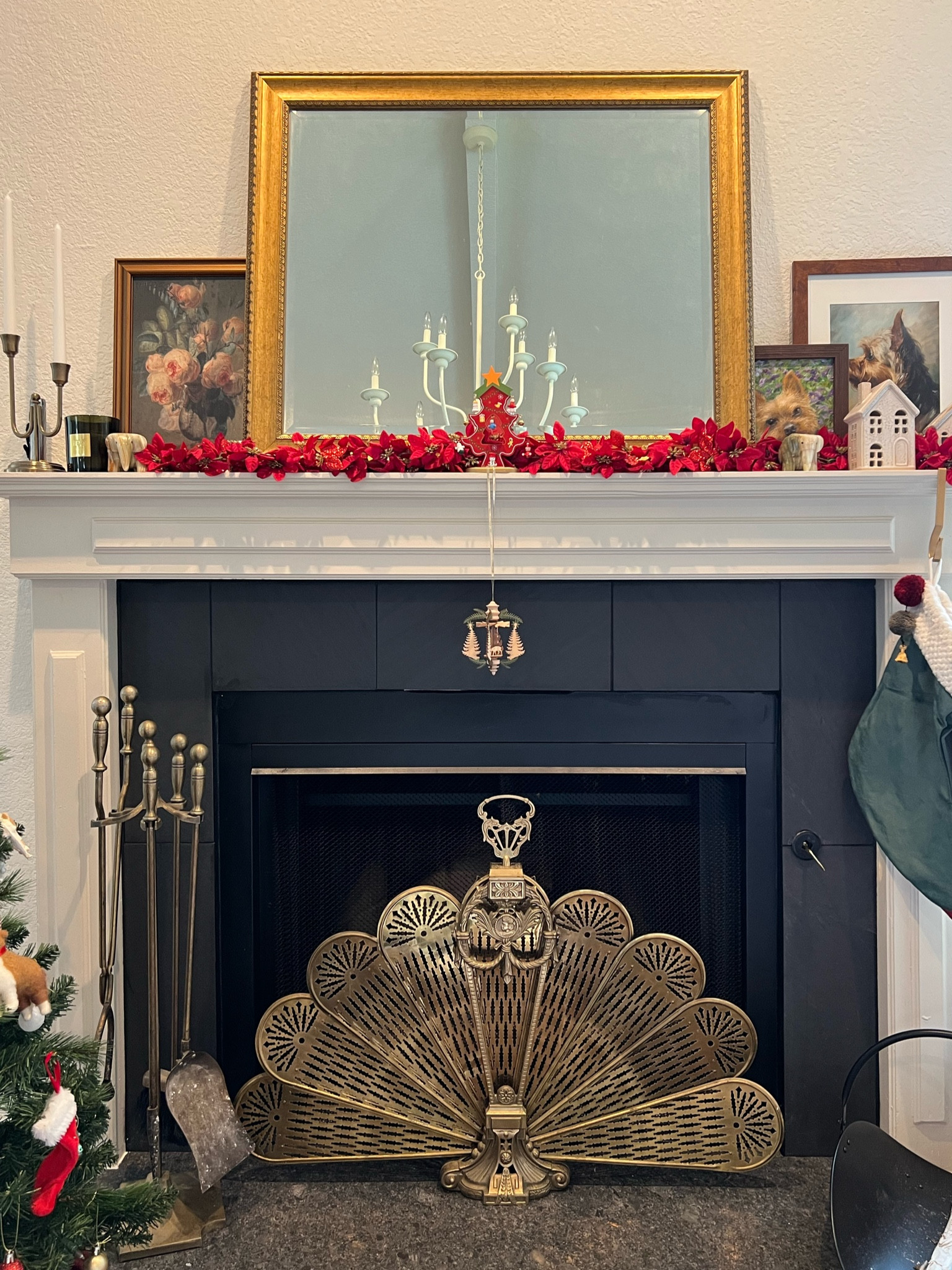 #Vintage everything.. this is such a statement piece for the fireplace! 


#LTKhome