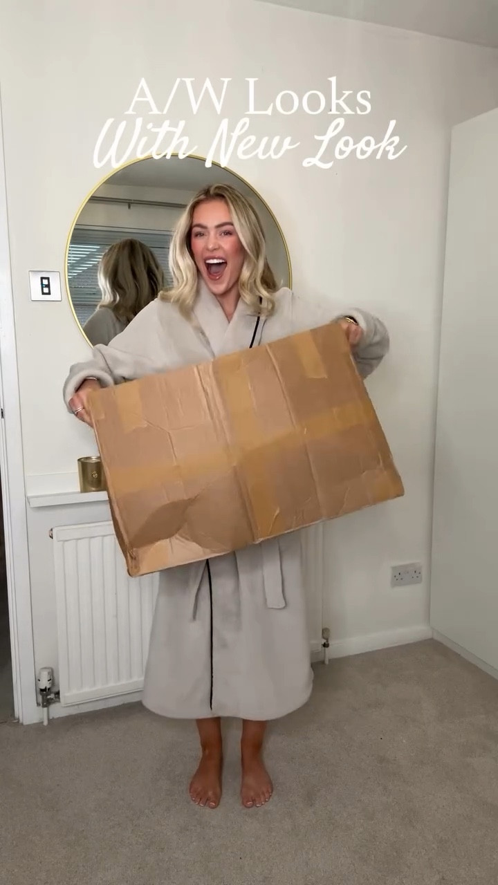 A/W Looks with @newlook 🌨️🍂

Comment SHOP for the links to be sent straight to your dm🫶🏼

{gifted} @lavishinfluencers 
#fyp #foryoupage #trending #ootd #explorepage #fashion #outfitideas #outfitstyling #ootn #newlook #grwm #newlookfashion