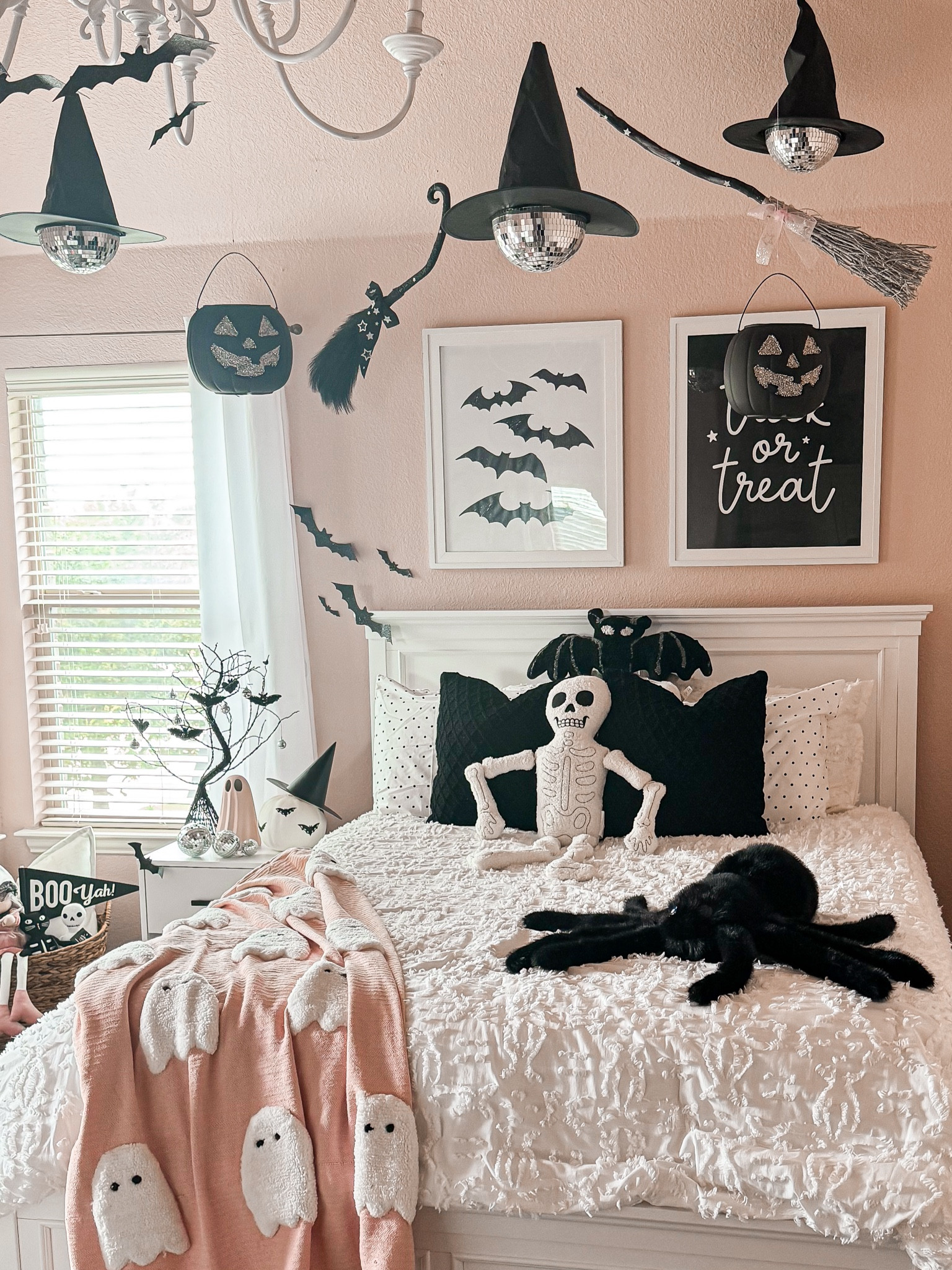 Halloween diy: pumpkin pail makeover 
Such an easy and budget friendly diy! Pink Halloween - halloween bedroom -
Halloween kids room

#LTKHome #LTKSaleAlert #LTKSeasonal