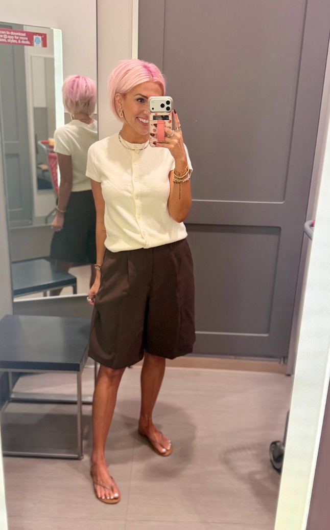The cutest transition outfit for late summer/early fall! Top: Small // Shorts: Small // Shoes: TTS 

 #LTKootd