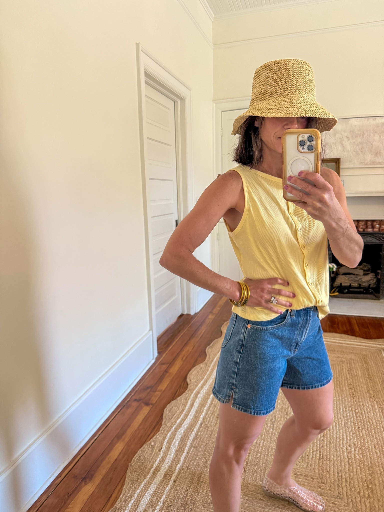 Shorts $20 in 2 but needs to size up for oversized fit 

#LTKootd #LTKdayinmylife #LTKgrwm