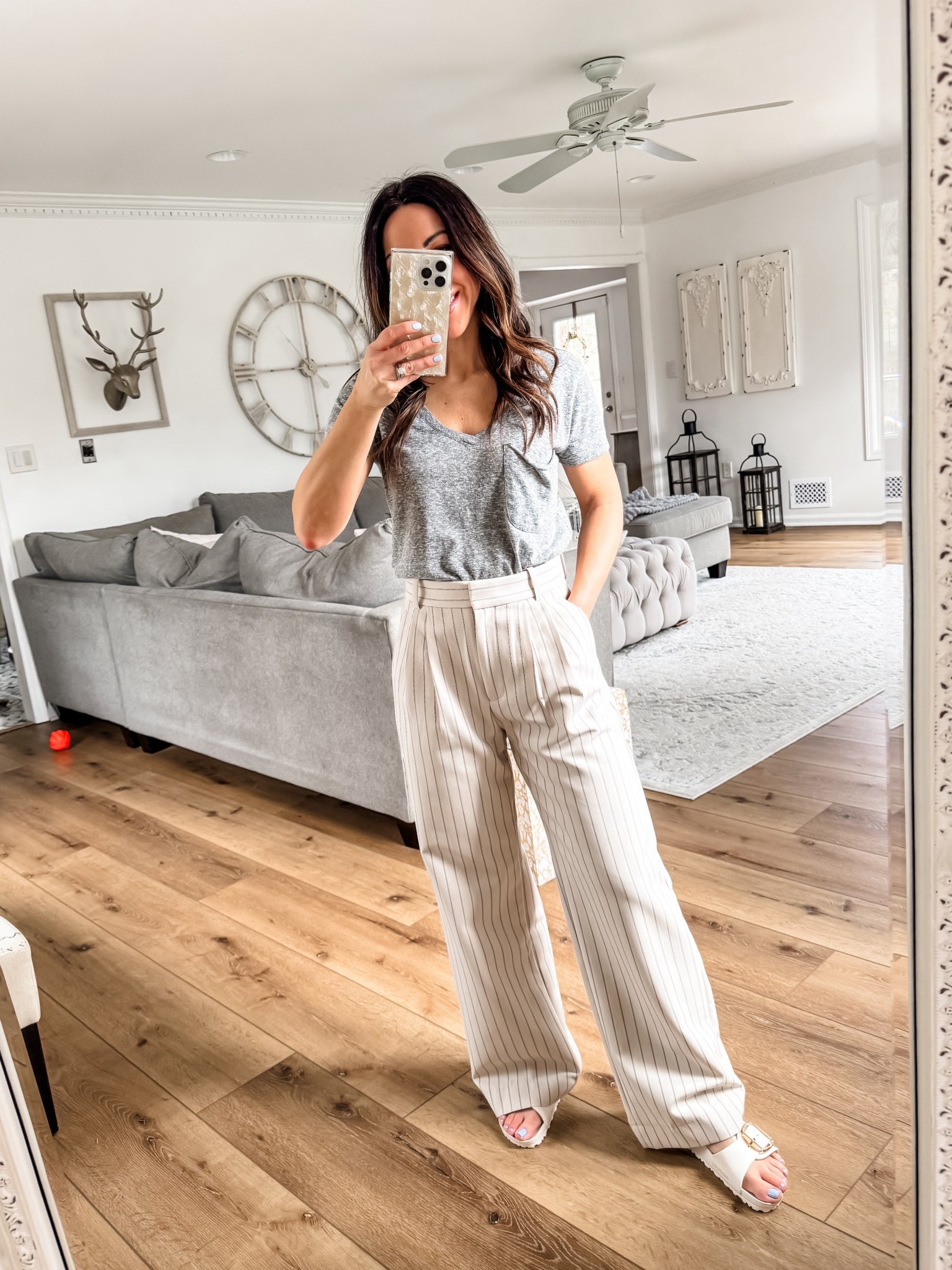 Copy the promo code for 25% off. 26 short trousers.

#LTKSaleAlert #LTKWorkwear #LTKSpringSale