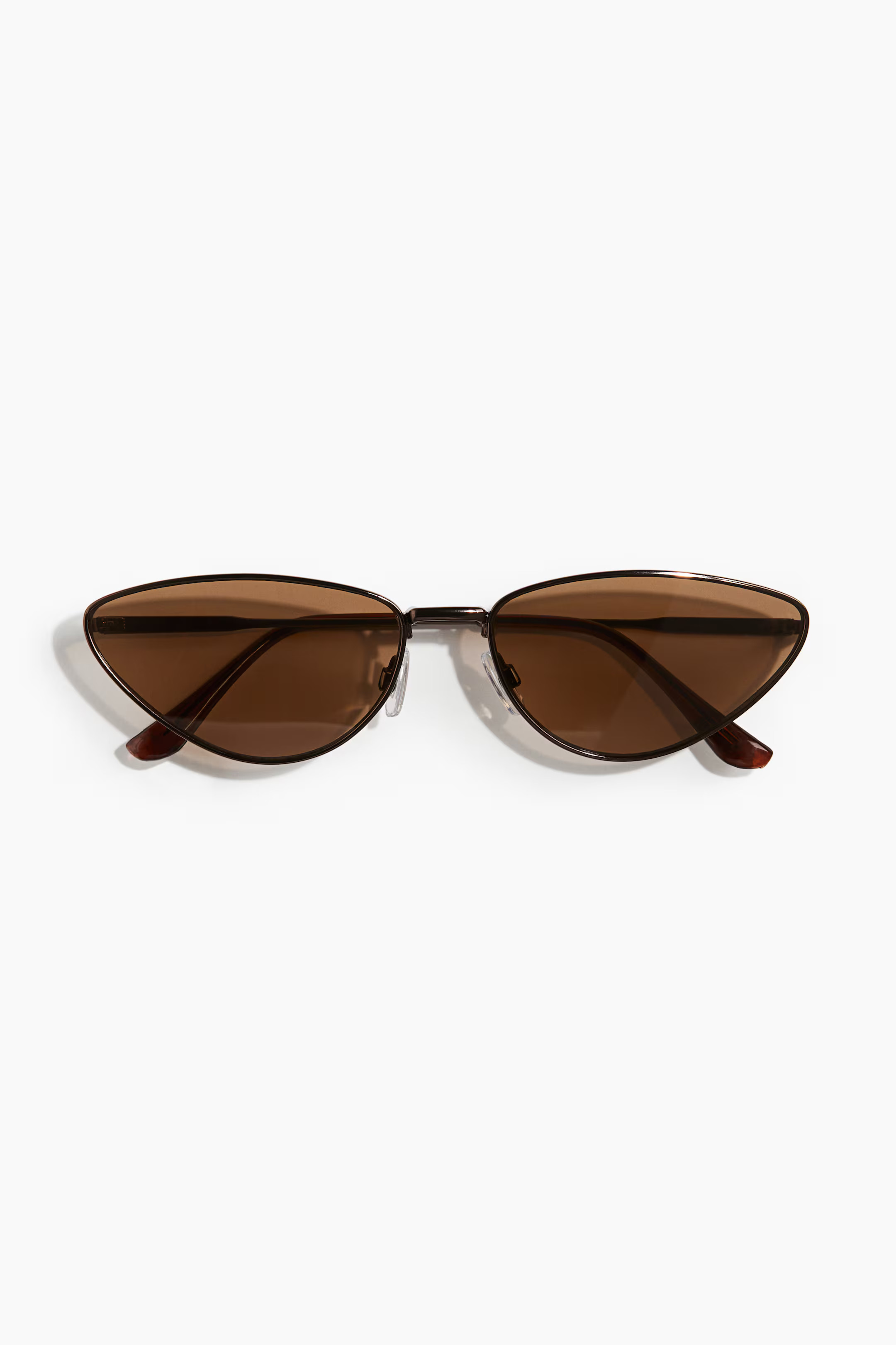 Cat-eye sunglasses | H&M (UK, MY, IN, SG, PH, TW, HK)