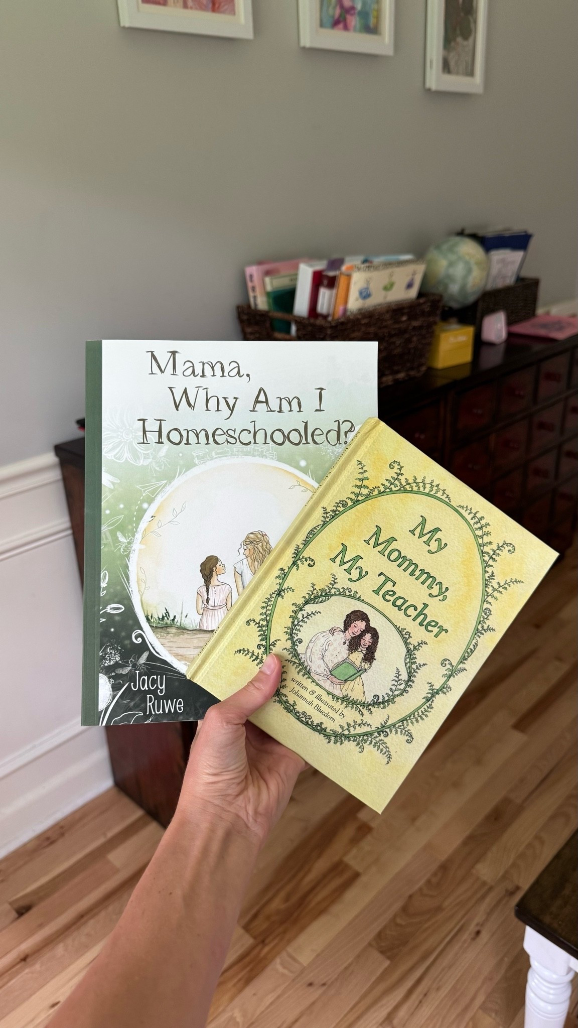 The most precious homeschool books to read the beginning of the school year 📚✏️🏠

#LTKKids #LTKdayinmylife #LTKmomlife