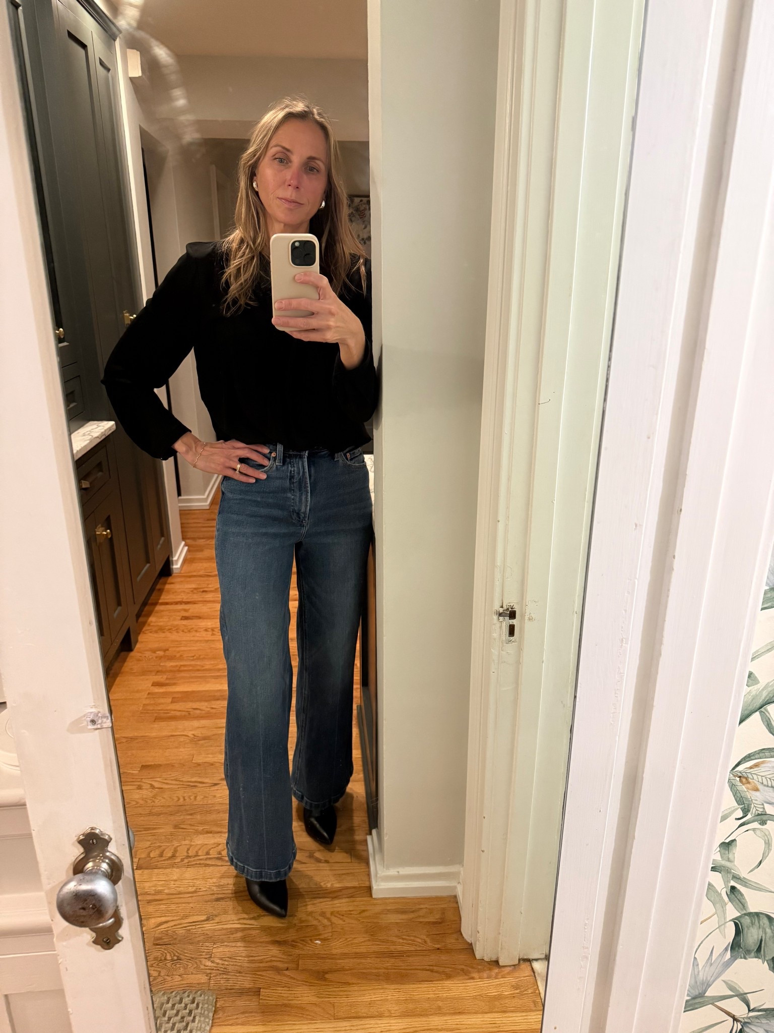 Winter outfit idea

#LTKdayinmylife #LTKHoliday #LTKOver40