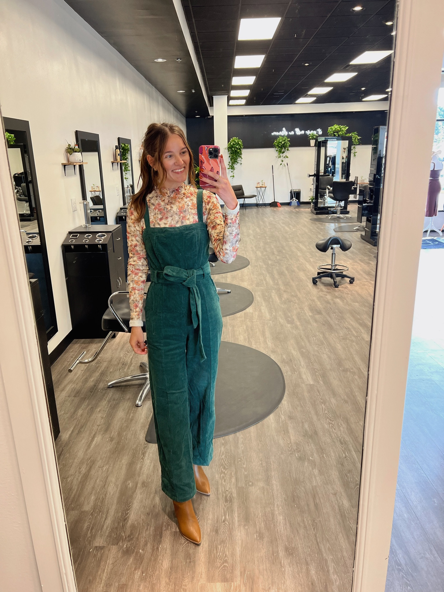 Hairstylist outfit inspo 💕

#LTKworkwear #LTKSeasonal #LTKunder100