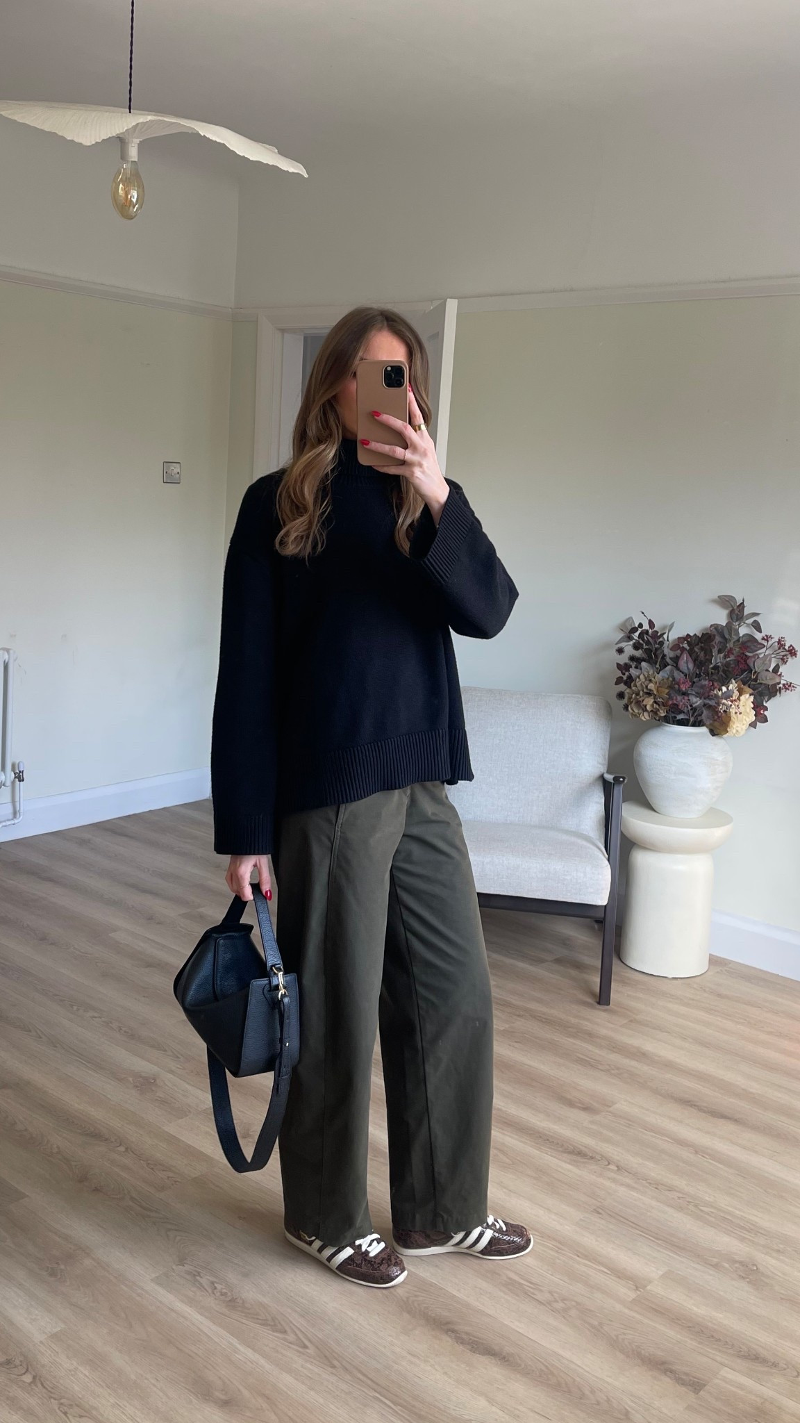Styling the adidas Japan trainers 
Dissh jumper - small 
Uniqlo barrel leg trousers - XS, I’m 5ft 6
The horse clementine bag 
Adidas Japan trainers

Comfy, casual daytime look, chunky black jumper 

#LTKwinter #LTKuk #LTKautumn