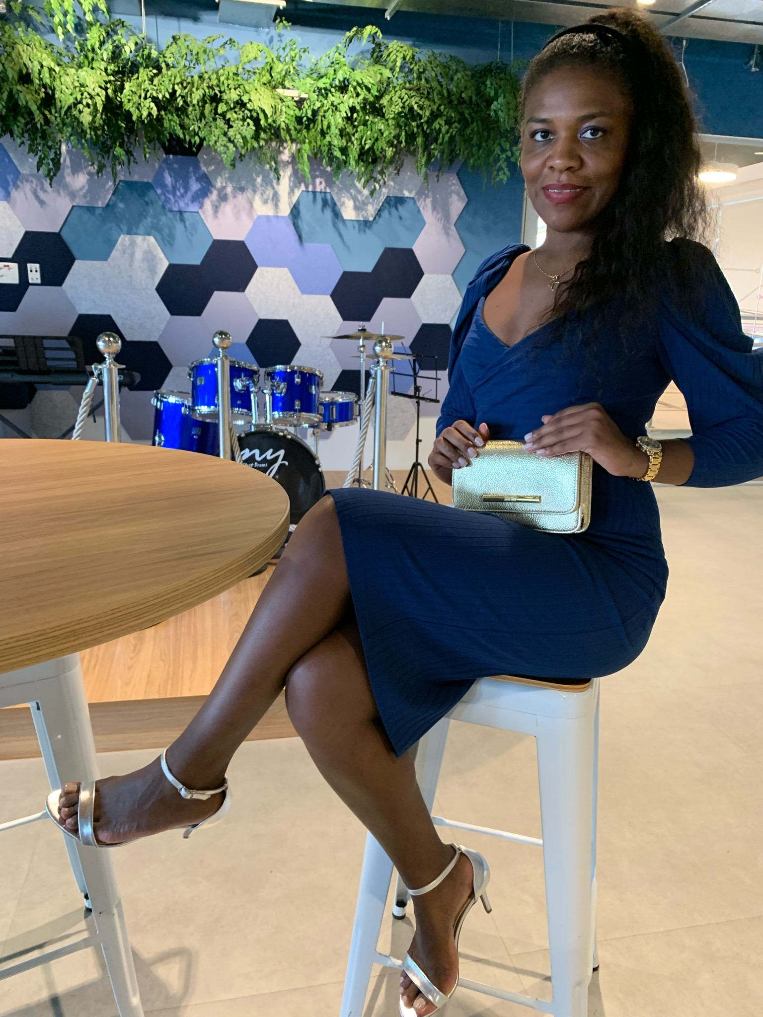  Use ACESSÓRIOS que valorizem ainda mais o SEU LOOK e se senti ainda mais MULHER 🌹🤩
 
Eu sou apaixonada por essa bolsa da Santa Lolla ❤️

#garimpodakelly #vestidocolcci #sandaliaprata #stealthelook #acessorios #vestidomidi #lookdodia #lookdanoite #MesDaMulherLTK #ChalengeLTK 

#LTKbeauty #LTKstyletip #LTKbrasil