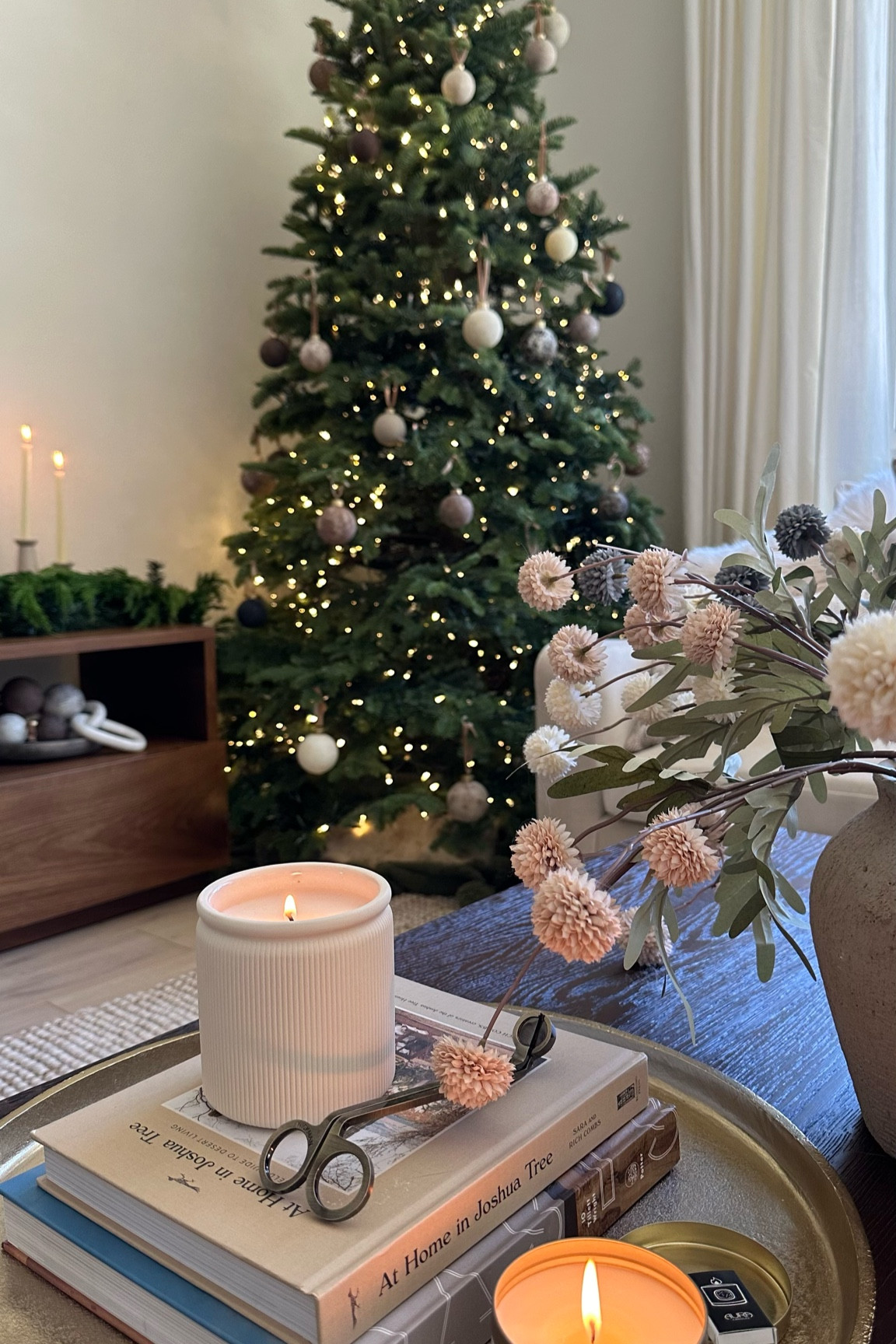 Christmas living room, twinkle lights 

#LTKHoliday #LTKGiftGuide #LTKhome