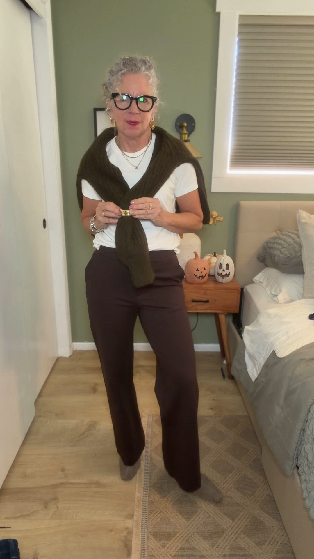 My soft sweaters from @Quince are so cozy and perfect for fall. 🍁 Paired with my comfy jeans, they make getting dressed easy while still looking put together. Soft, comfortable, and effortless exactly how I want my fall style to feel. 🤎
#quincepartner