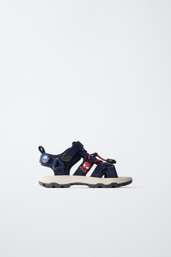 THE AVENGERS © MARVEL SANDALS | Zara US