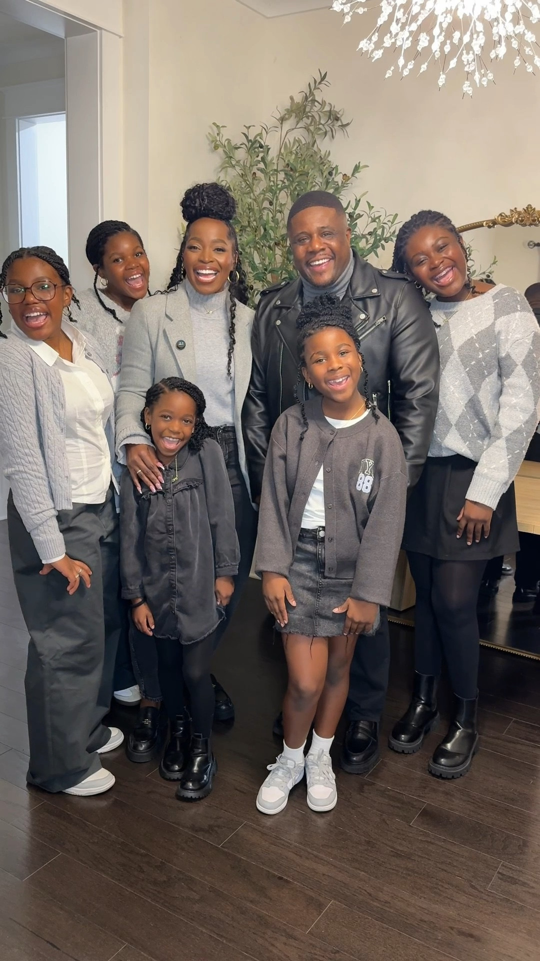 Family matching grey & black look!🩶🖤✨

#LTKKids #LTKootd #LTKMidsize