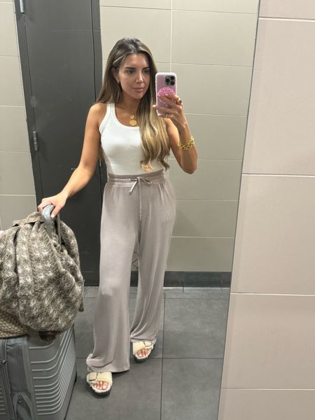 Comfiest travel fit ever! These pants are UNREAL! I got a medium for length and fit!! Also this tank?? Amazon I see you! Small in tank!

#LTKfindsunder100 #LTKtravel #LTKstyletip