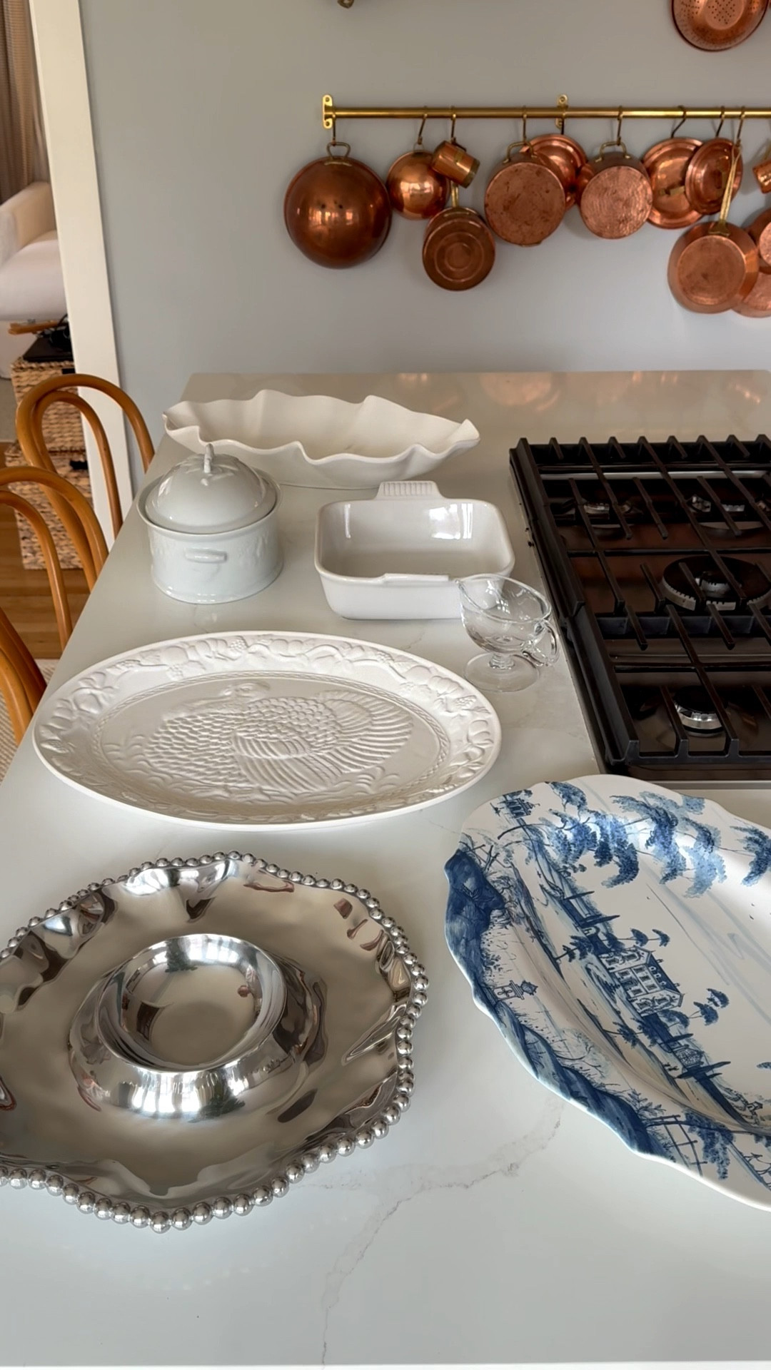 Thanksgiving serving platters 🩵



#LTKHoliday #LTKHome #LTKGiftGuide