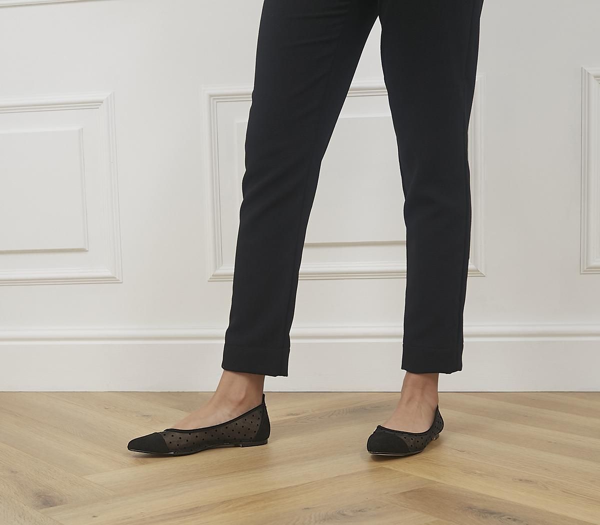 Office
								Feared Pointed Pumps
								Black | OFFICE London (UK)