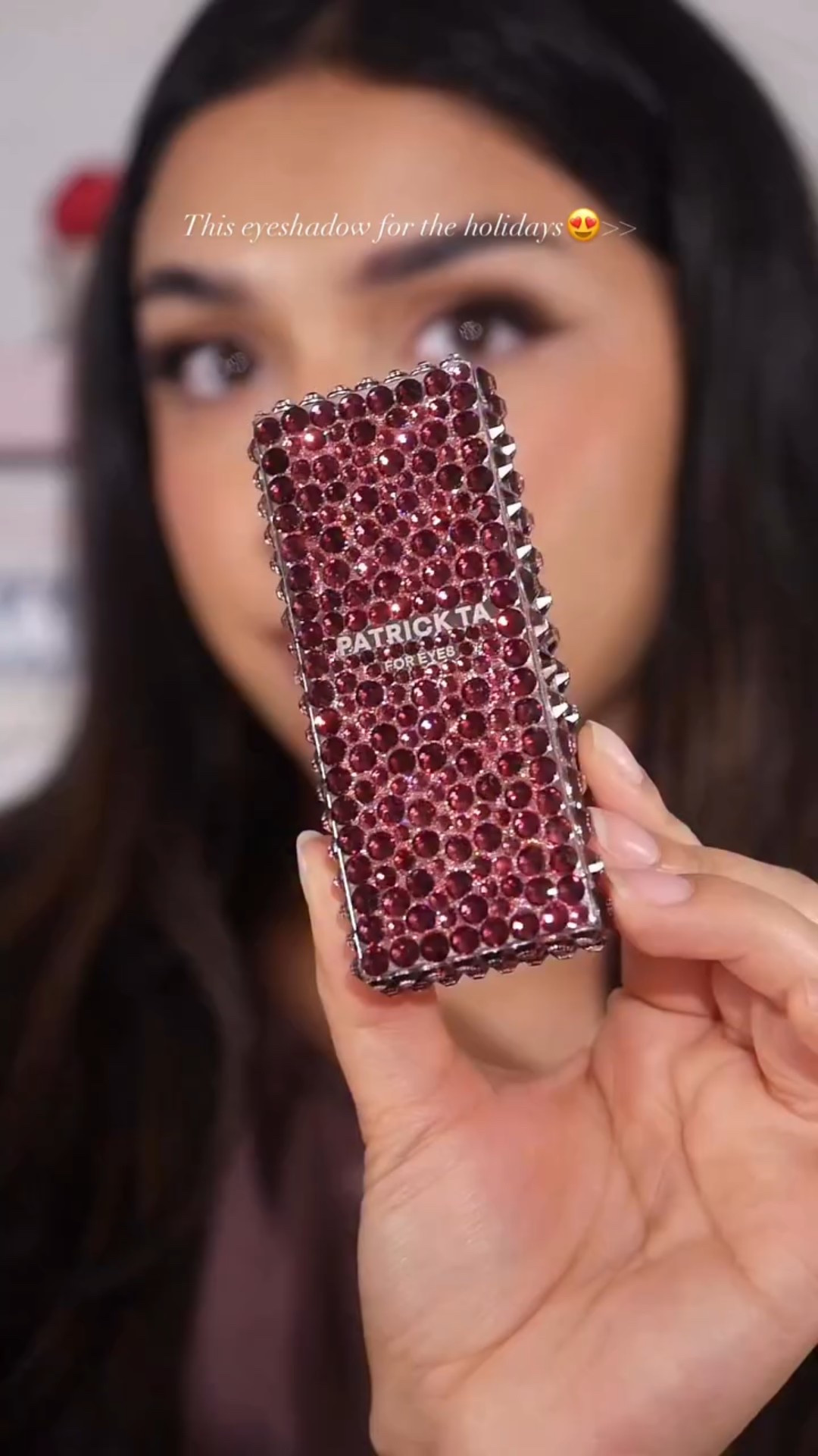 Slow Burn might be my new fave @patricktabeauty Eye Illusion Duo😍✨ Guys, this is so special I can’t!! Thank you Patrick for the bedazzled shadow🥹✨🫶🏼 #patricktaglitter #glittereyeshadow #sparklymakeup