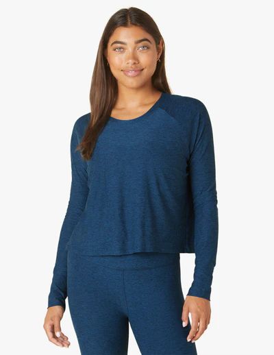 Featherweight Daydreamer Pullover | Beyond Yoga | Beyond Yoga