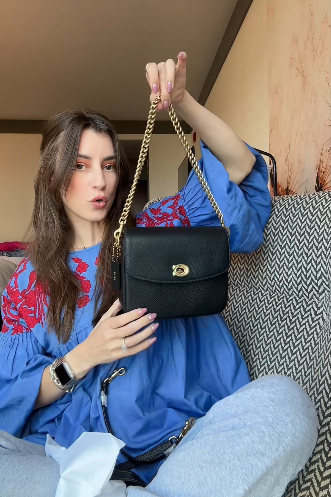 BAG IS CALLED : Coach Cassie 19 + linking my top! I am wearing a size XS in the top  