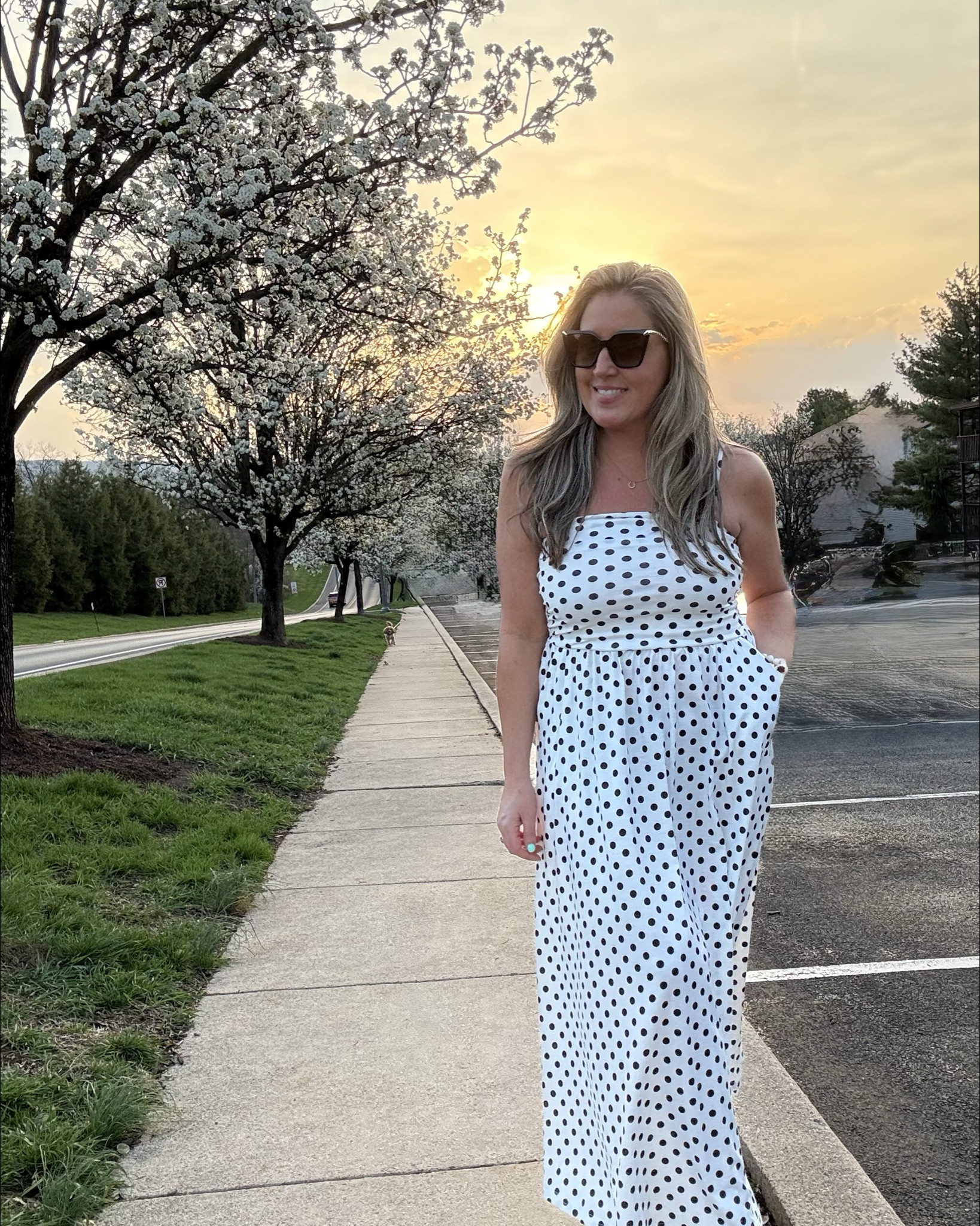 Adorable Polka Dot Maxi Dress👗

🤍DETACHABLE ADJUSTABLE STRAPS
🖤 ANTI-SLIP STRAPLESS DESIGN
🤍SOFT STRETCHY FABRIC
🖤 FUNCTIONAL SIDE POCKETS



#LTKOver40 #LTKFestival #LTKootd