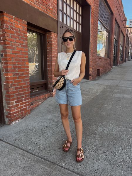 Abercrombie outfit on sale! Get 15% off sitewide when you spend $175! Wearing a small top and size 25 shorts. Use code ASHLEY20 for 20% off my necklaces!

Summer style | Abercrombie finds | Abercrombie shorts | summer outfit


#LTKStyleTip