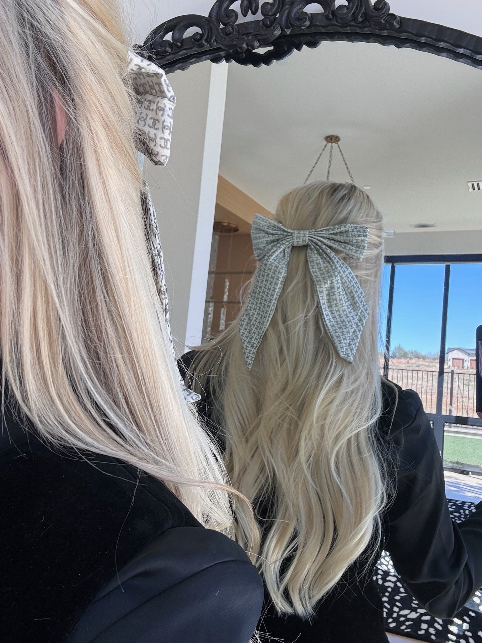 The cutest look for less bow from Amazon !

#LTKSeasonal #LTKgrwm #LTKBeauty