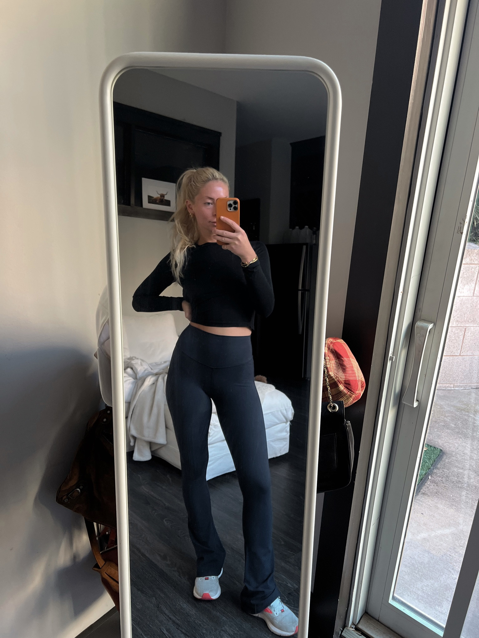 Most flattering and comfortable flared leggings! Not a huge fan of leggings if I’m not working out/going on a walk- but I’ll throw these on any day when I’m feeling like being more comfortable- and still wanna feel cute:) 

#LTKcurves #LTKstyletip #LTKfit