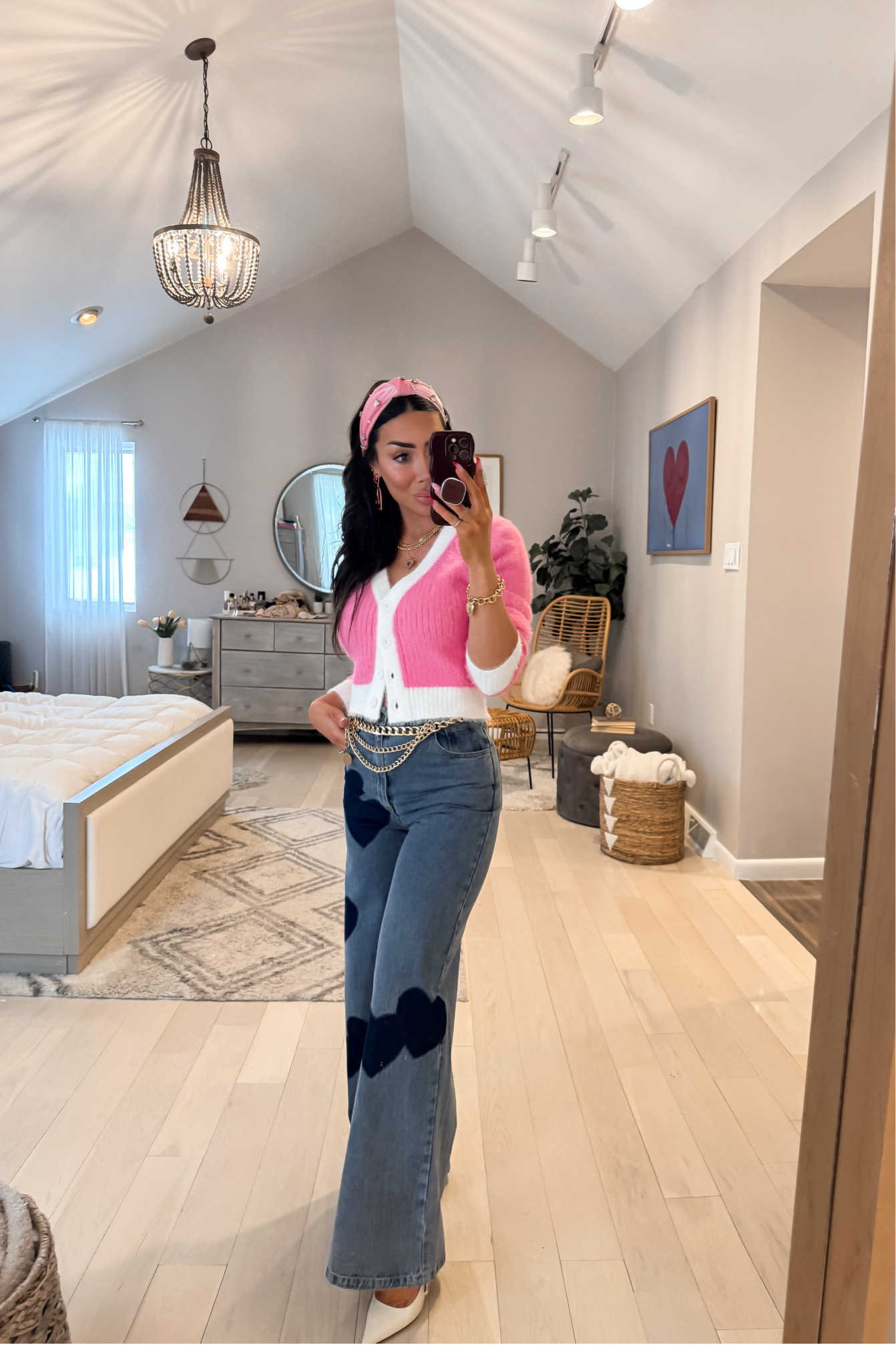 Valentine’s Day outfit ❤️🩷💌

Cute and casual vday outfit—Love these wide leg heart jeans!! 

Pink cardigan- wearing S
Wide leg jeans- wearing size S
Dior slingbacks- sold out in white patent (linked in two other colors/materials) 

#LTKParties #LTKShoeCrush #LTKxVICI