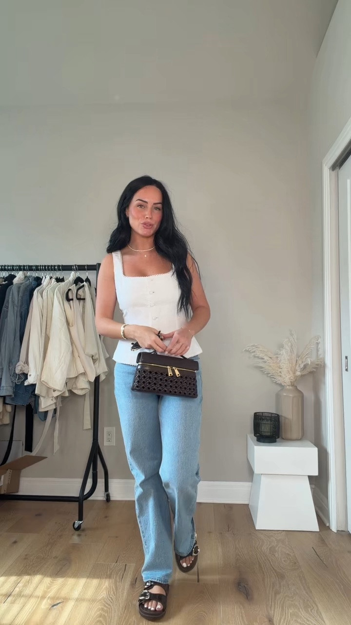 Spring outfit 🤍 I will have it on my LTK in the outfit inspo section ✨

My sizing 5’7, 145lbs, 32dd
I’m wearing a size 6 top, sir 27 curve love jeans 


#LTKgrwm #LTKootd #LTKSpringSale