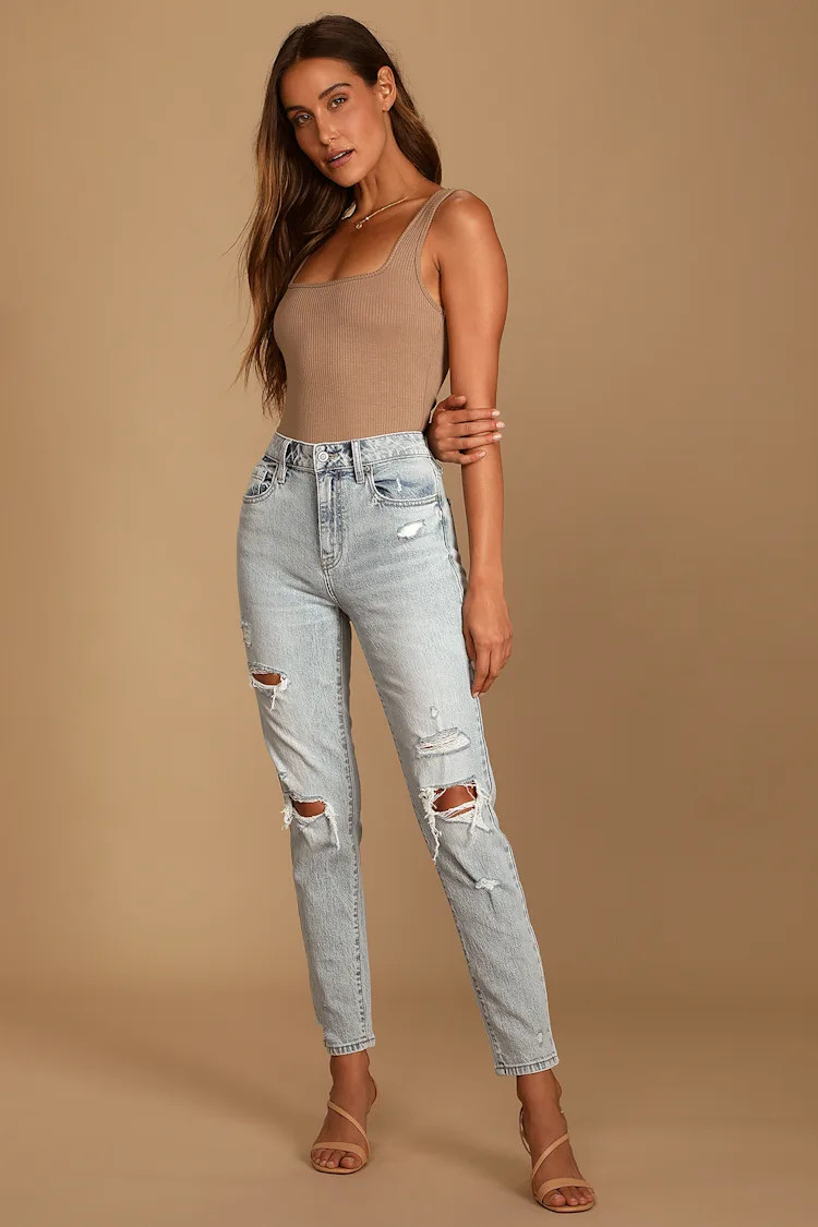 Tobi Light Wash High-Waisted Distressed Denim Mom Jeans | Lulus (US)