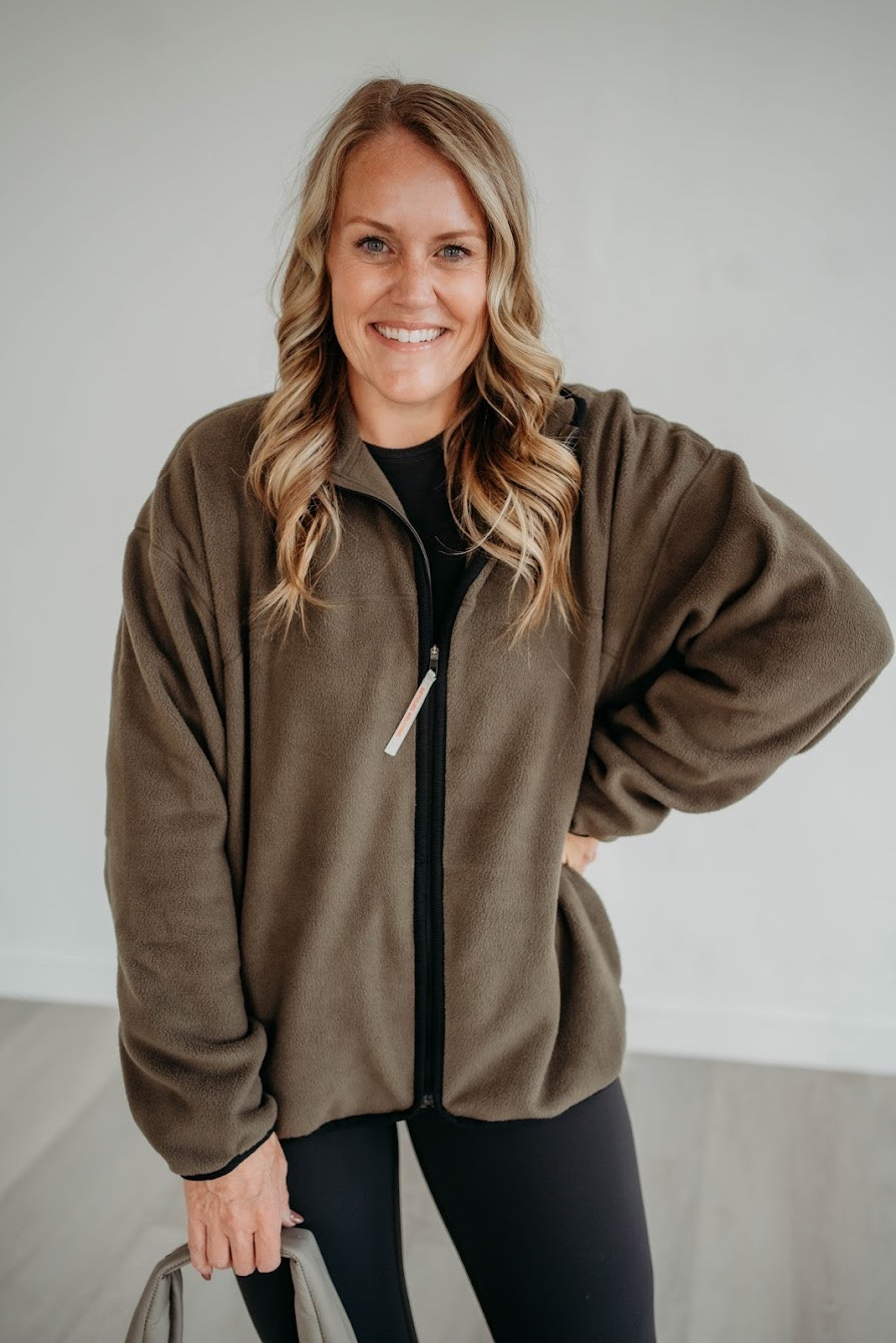 Casual fall outfits

fall fashion  casual outfit  jacket  fall trends  lululemon fashion  sweatshirt  fall transitional outfits  activewear  athlesiure  cozy outfits  tote bag

#LTKSeasonal #LTKActive #LTKStyleTip