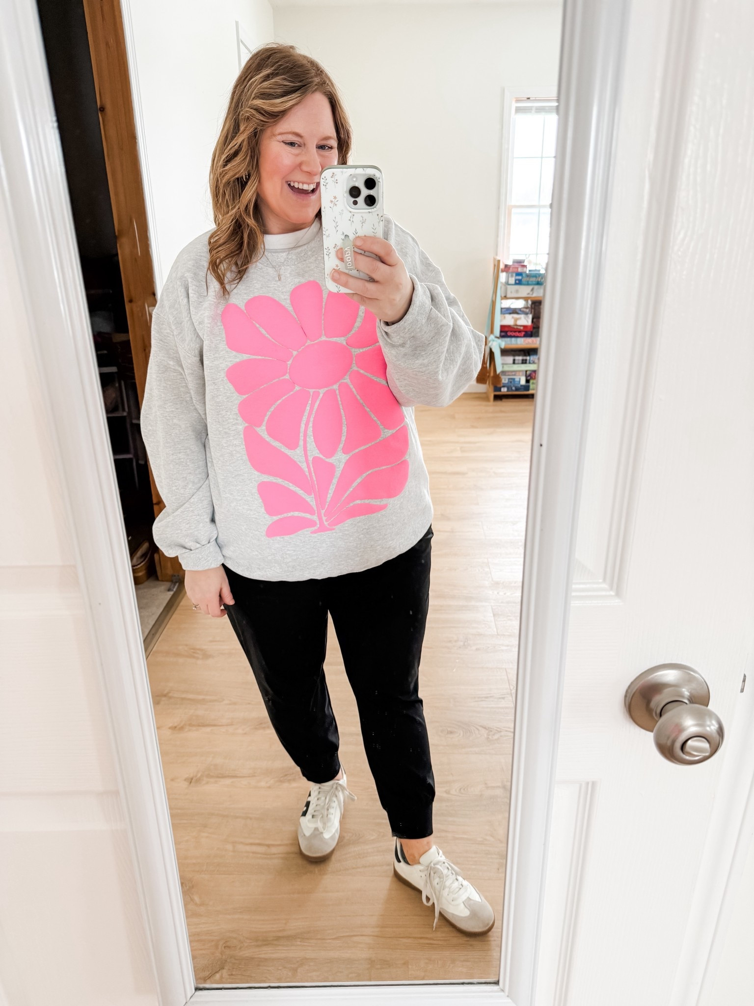 Wore this for a playdate with my friend and her kids yesterday.  I’m wearing an XXL in the sweatshirt (I’d normally do an XL but sized up for the bump).  My joggers are my favorites from Old Navy and on sale today!!

Use code STEPHSHARES20 to save on the sweatshirt or any tees at Mountain Moverz 
@mtnmoverz