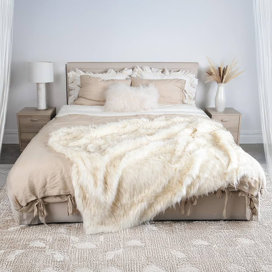 Best Home Fashion Heavyweight Super Soft Luxury Faux Fur Oversized Throw Blanket - 58" W x 84" L ... | Amazon (US)