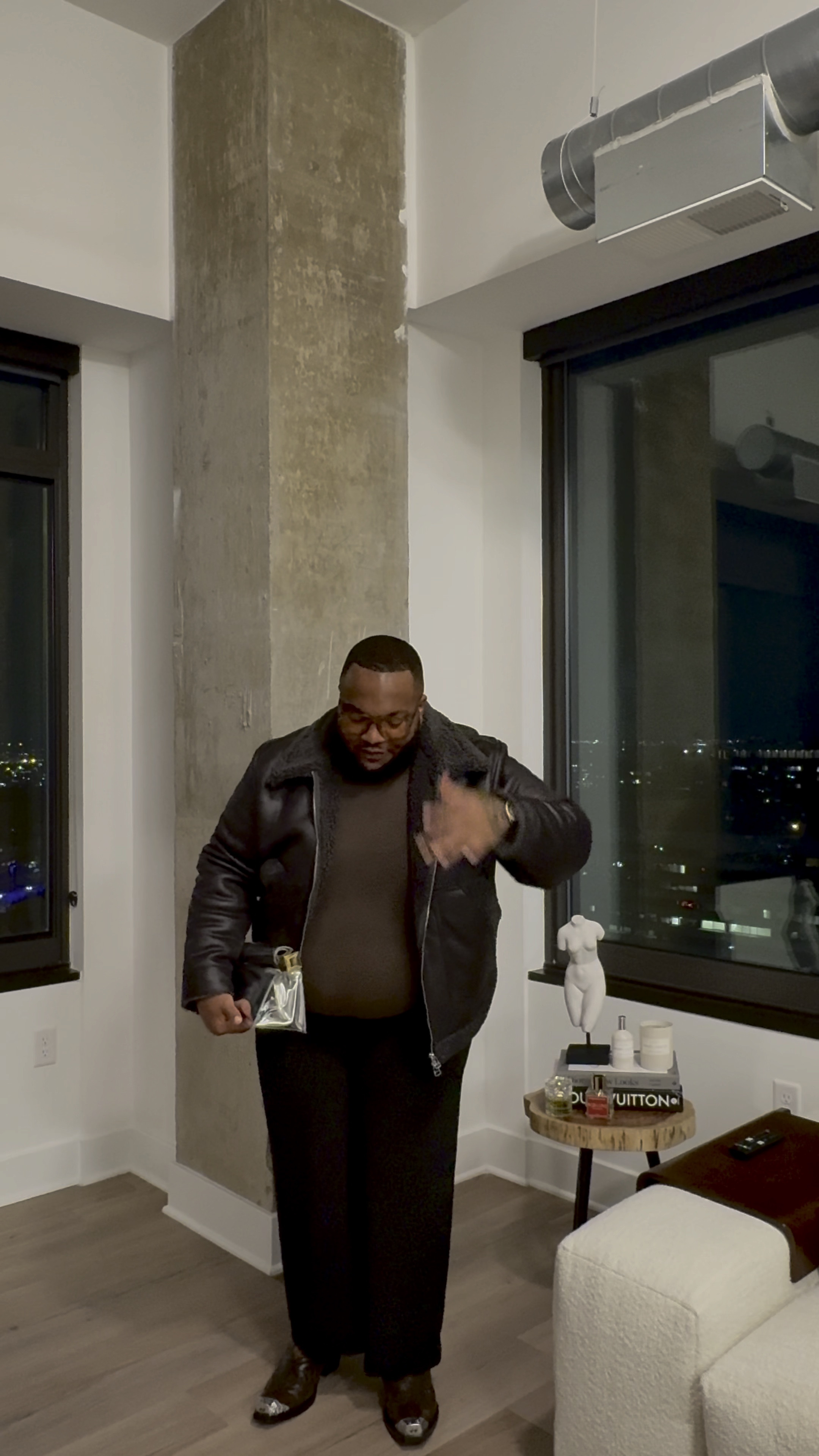 Obsessed with this brown jacket from H&M so be prepared to see it again! 

#LTKSeasonal #LTKGiftGuide #LTKPlusSize