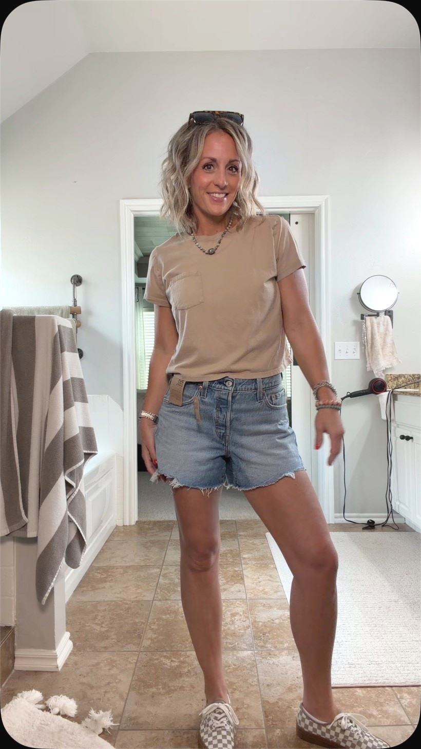 I love all of my Levi 501’s & just found out that they now make them in curve! They’re a little bit looser & have more length. These might be my new favorite denim shorts! Perfect for spring & summertime!

#LTKootd #LTKOver40 #LTKmomlife