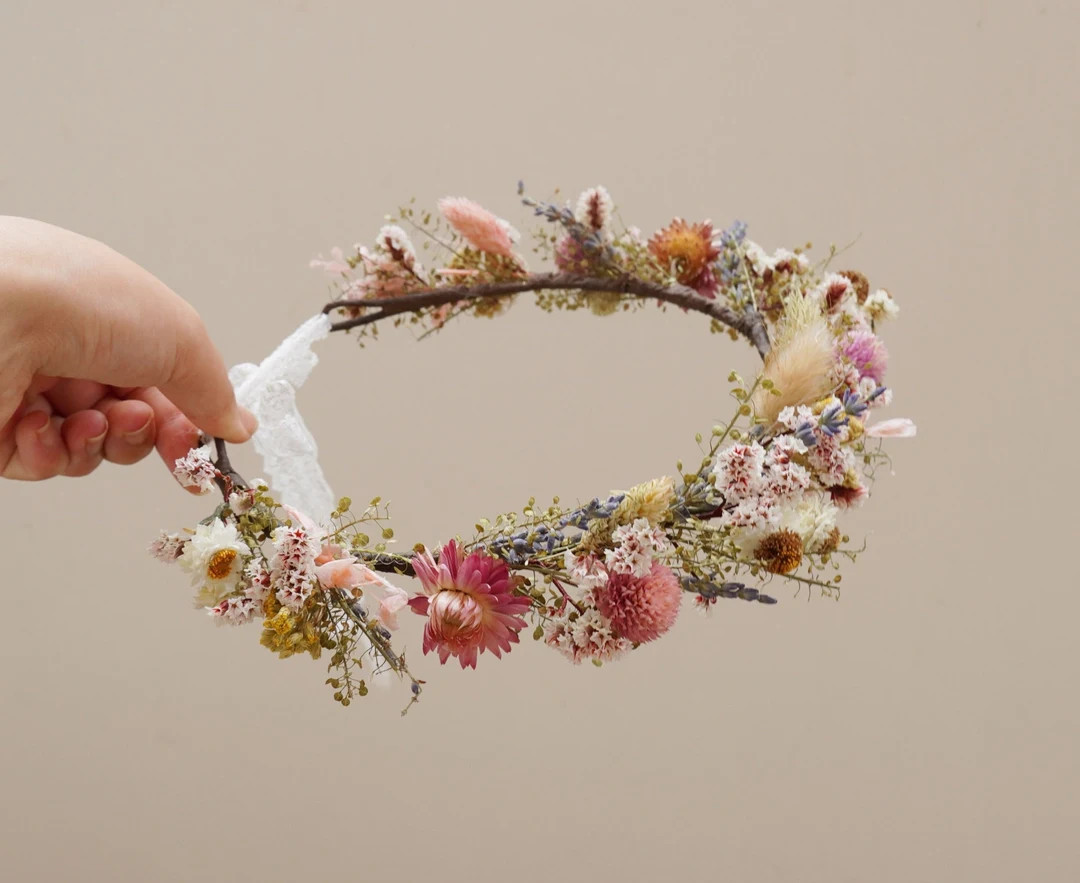 Spring Colored Dried Flower Wedding Crown, Bohemian Wedding Bride Crown, Daisy+rabbit Tail Flower... | Etsy (US)