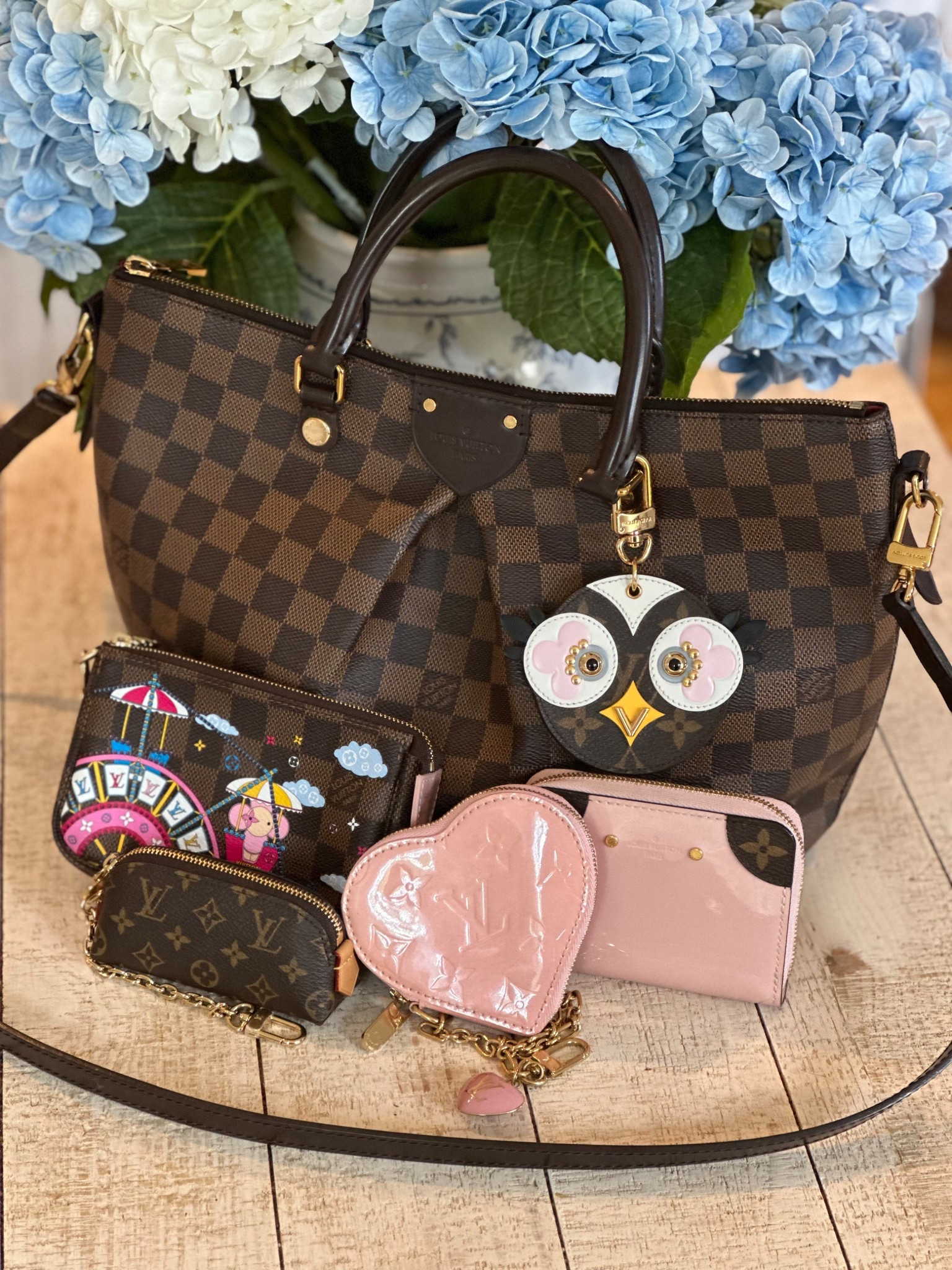 #TBT to October and this lovely combo. The Siena is one of my favorite bags! 

#LTKdayinmylife #LTKOver40 #LTKPetite