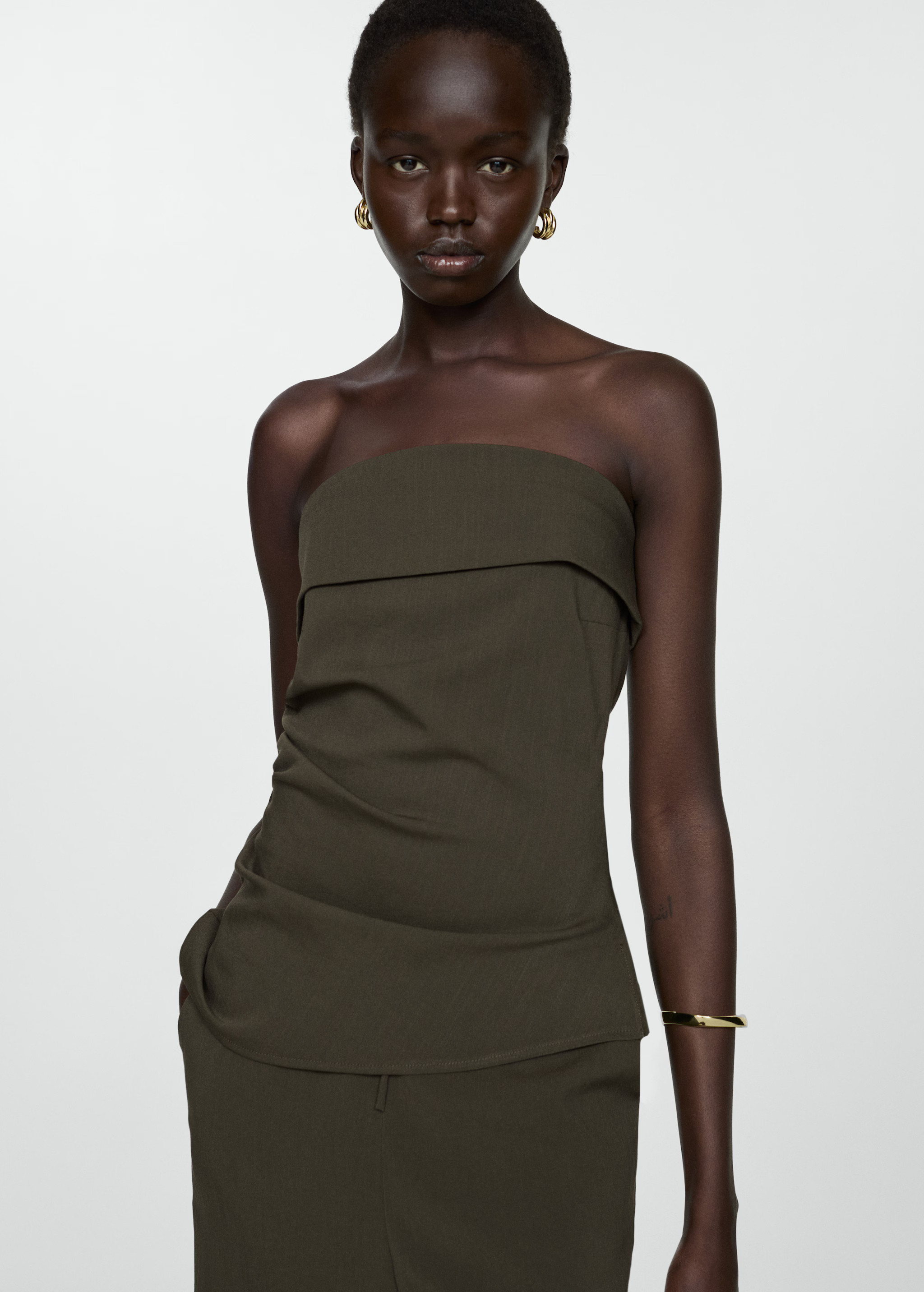 Top with turn-down neckline - Woman | MANGO USA | MANGO (US)