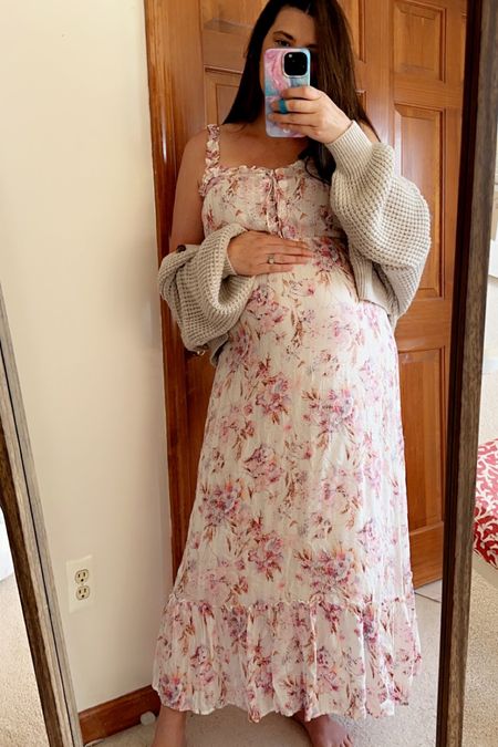 The prettiest floral midi dress, maternity friendly. 
Fits true to size, I’m wearing a size large


#LTKunder100 #LTKbump #LTKsalealert