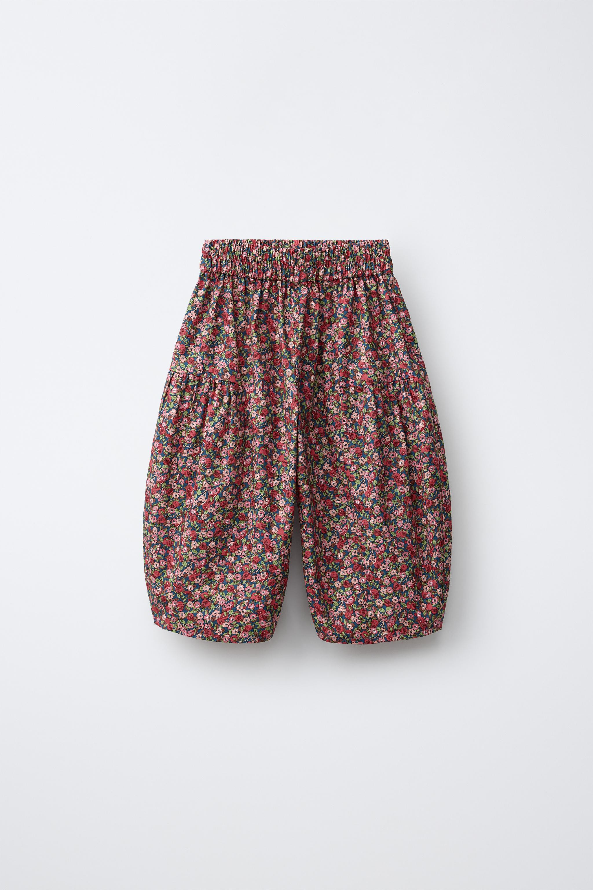 Sarouel trousers with an elastic waistband. Floral print. Made with Liberty fabric. | Zara UK