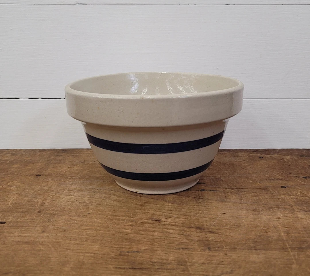 Vintage Robinson Ransbottom Blue Stripe 1 1/2 Qt Mixing Bowl - Etsy | Etsy (US)