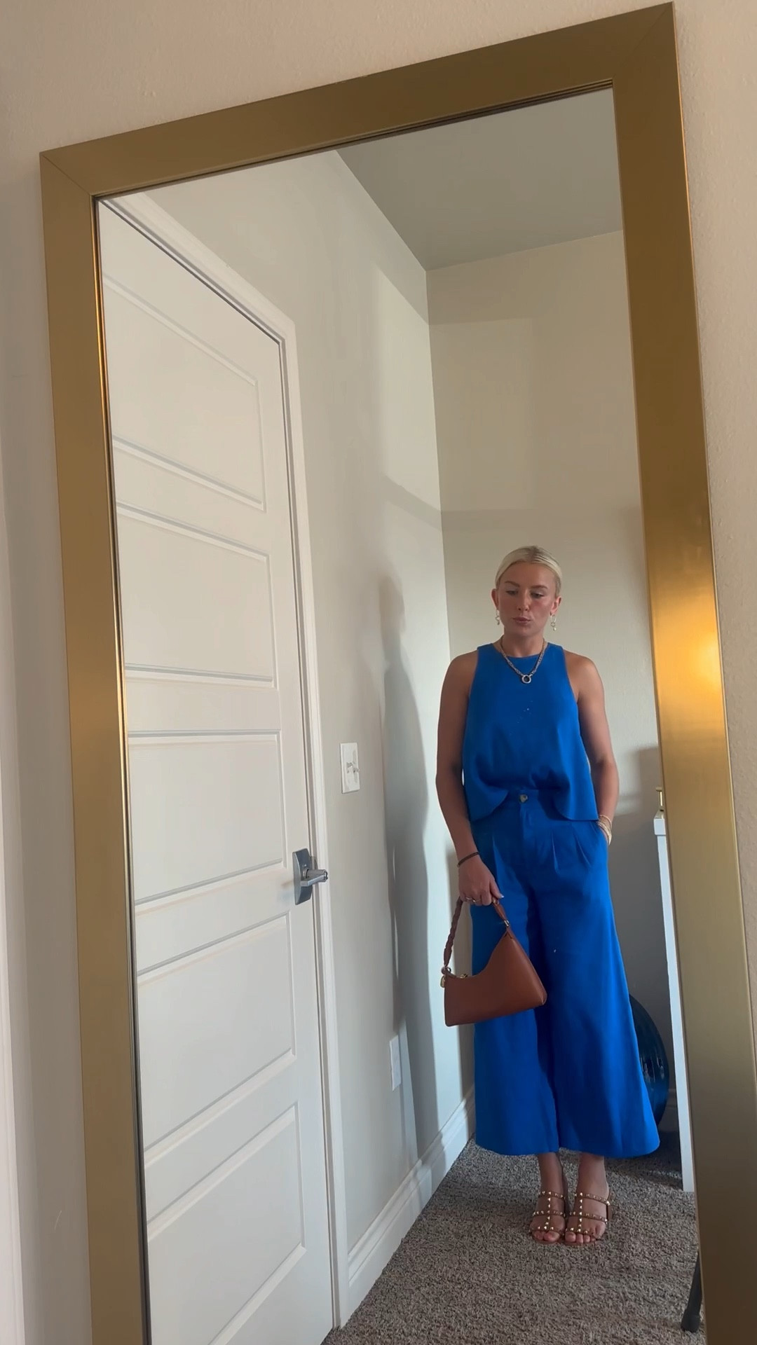 I did not feel ~blue~ in this outfit! Plenty of colors to choose from & so comfortable! 💙 This fit perfectly with no alterarions! Size zero!

#LTKFindsUnder100 #LTKSaleAlert #LTKWorkwear