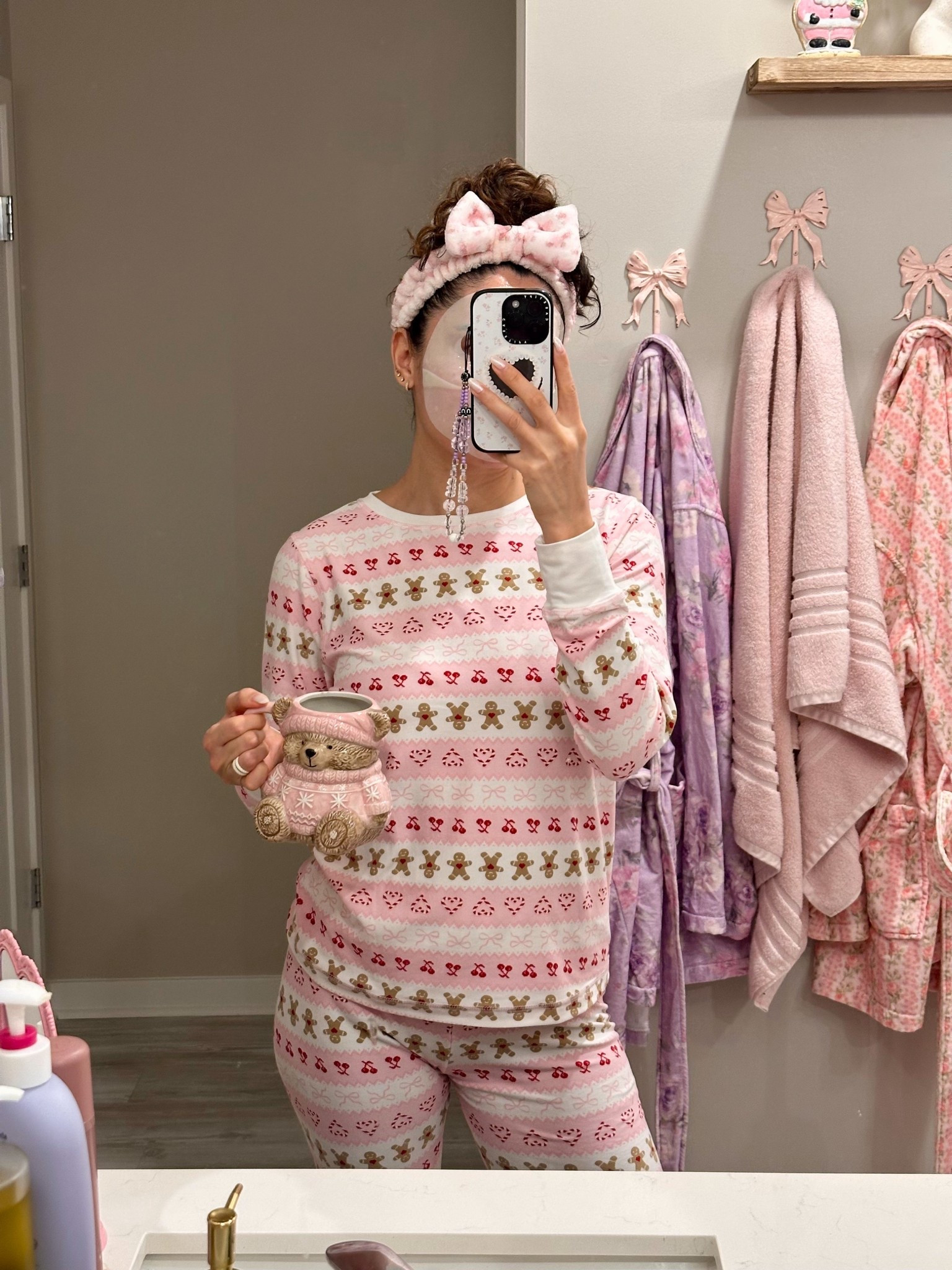 The cutest pinkmas pjs🥹💕✨

#LTKSaleAlert #LTKFindsUnder50 #LTKBeauty