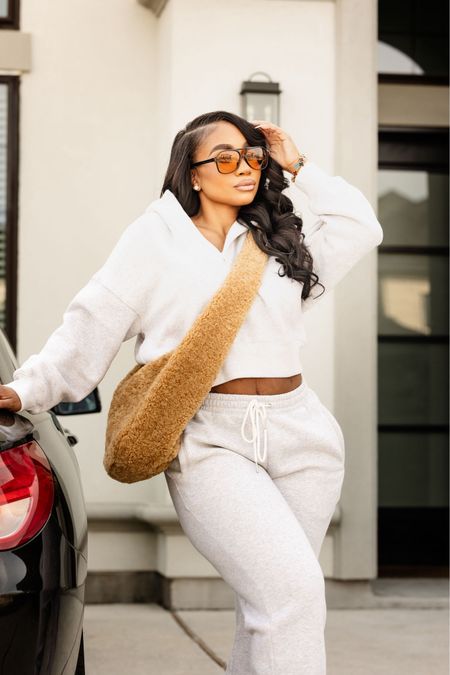 Sweatsuits are always easy looks to dress up! Paired this Abercrombie sweatsuit with my favorite sherpa bag! 

#LTKSeasonal #LTKstyletip #LTKitbag