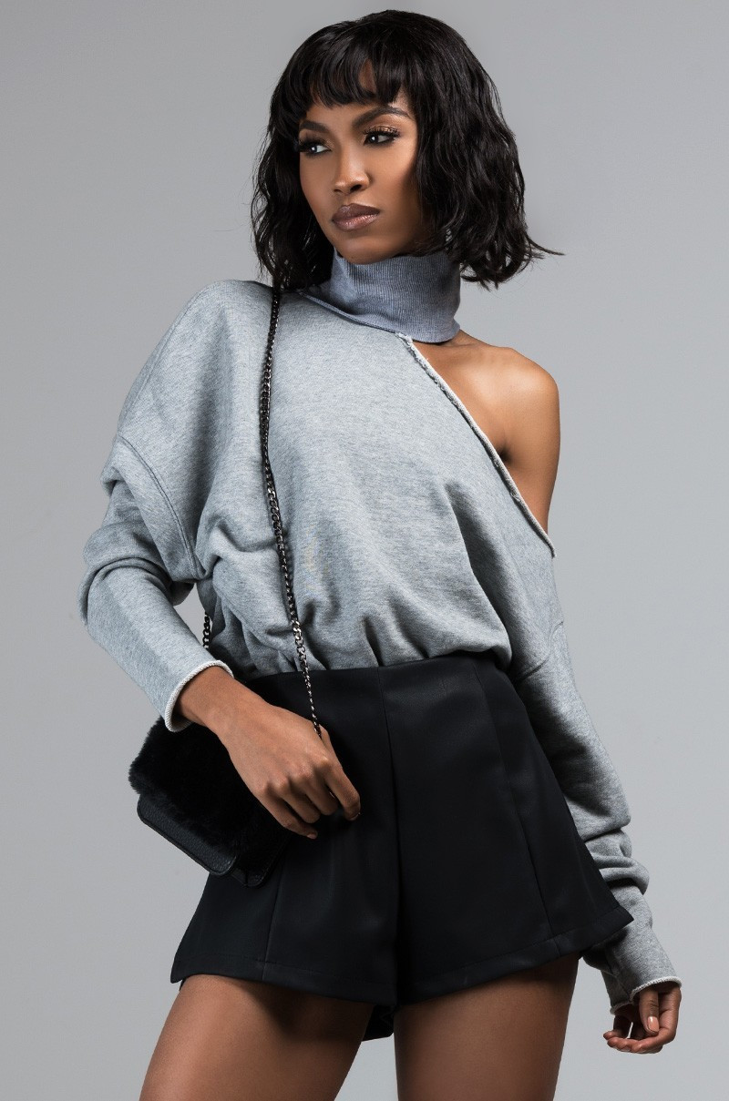 GET COMFORTABLE CUTOUT ONE SHOULDER TURTLENECK SWEATSHIRT | AKIRA