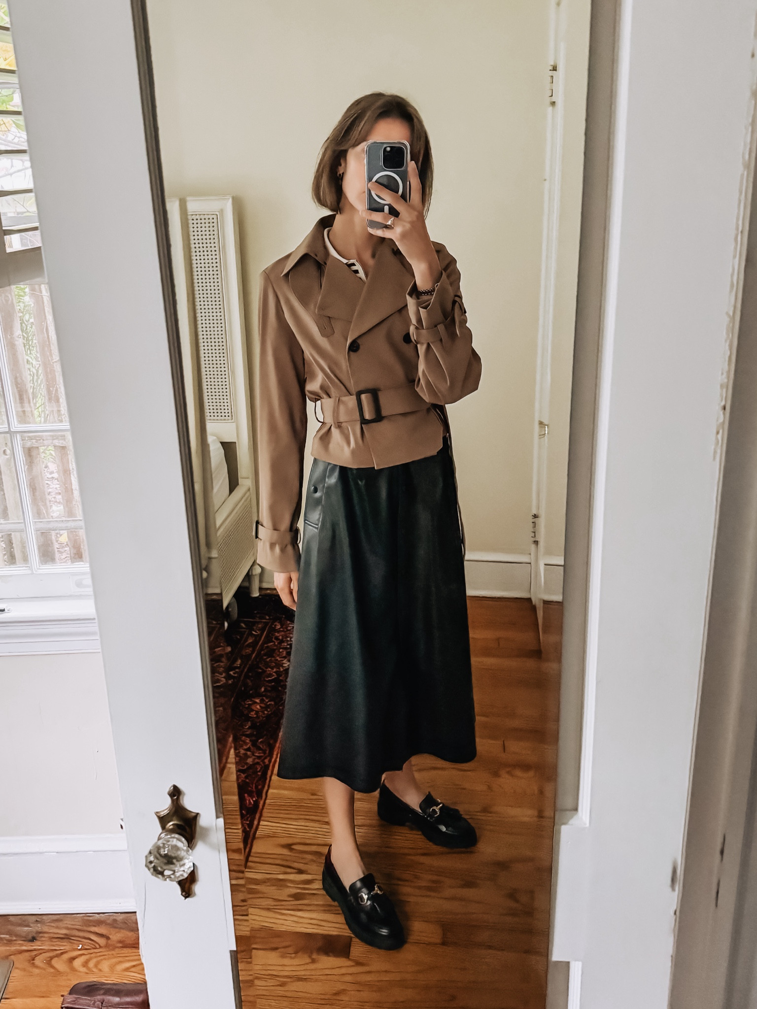 This cropped trench is one of my long-time favorites and it looks great for work with this faux leather skirt & loafers. 

#LTKStyleTip #LTKShoeCrush #LTKWorkwear