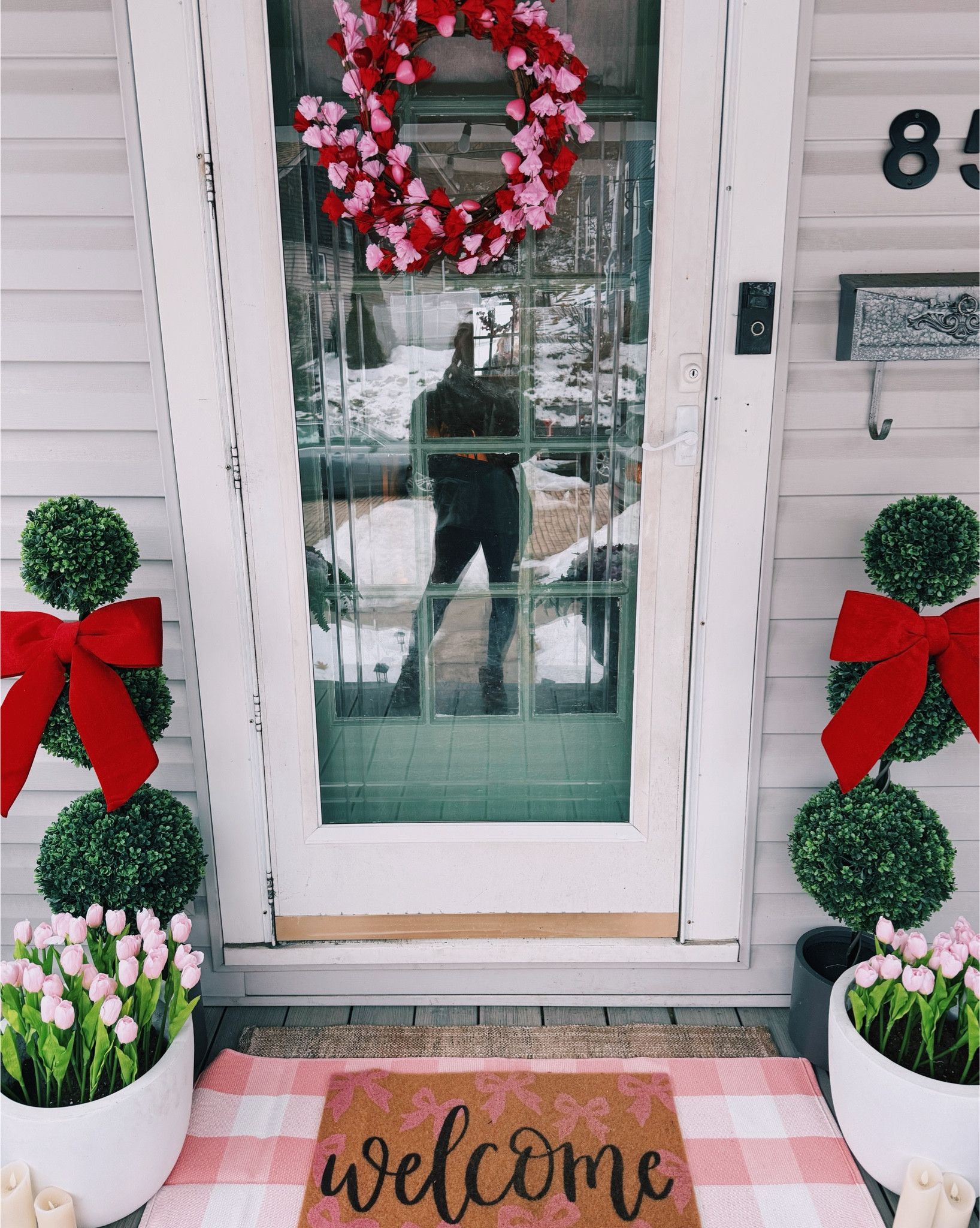 Front porch decor for Valentine’s Day 🎀🩷💌 #frontporch #houseinspo

#LTKHome