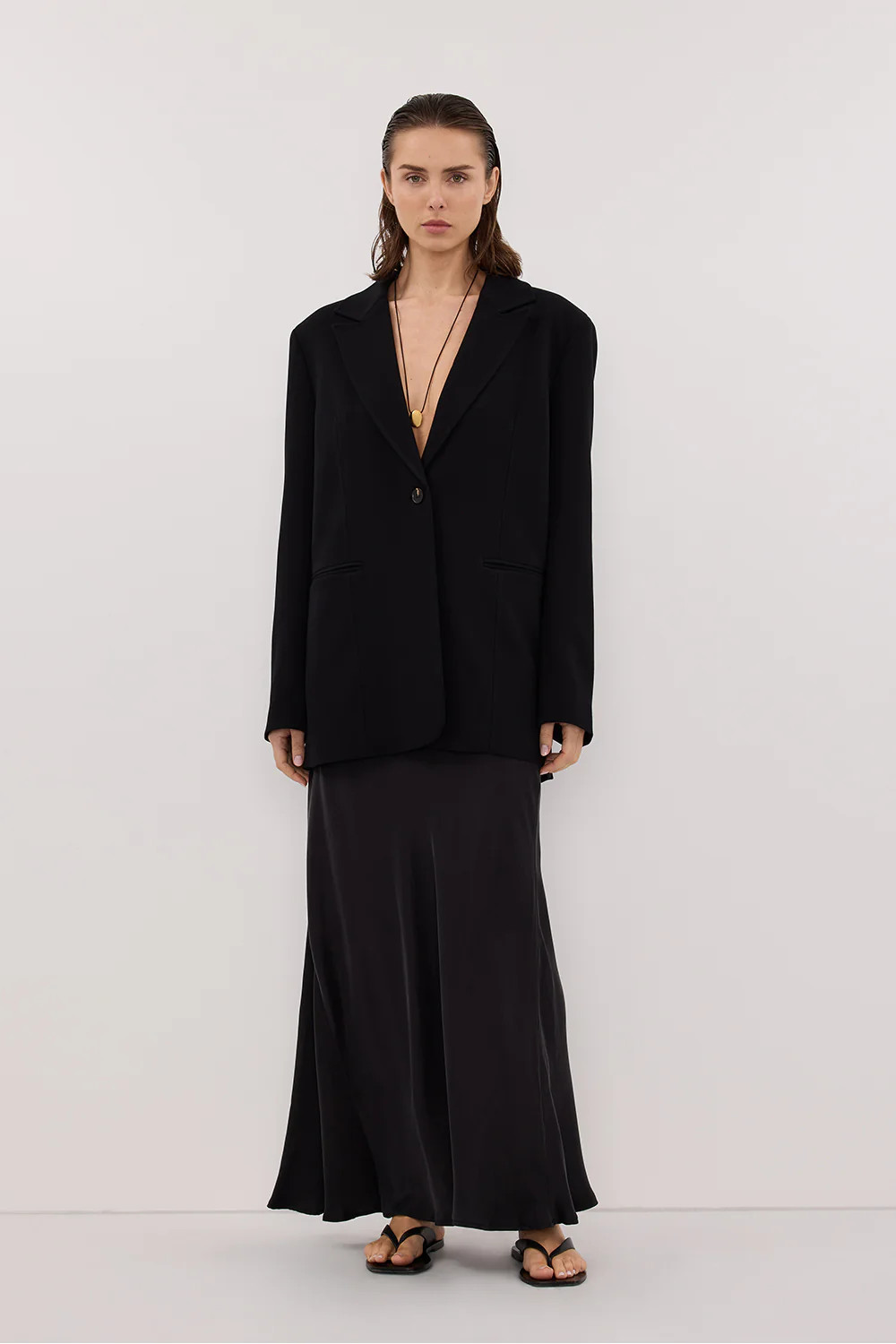 WESTWOOD BLACK OVERSIZED BOYFRIEND BLAZER | DISSH