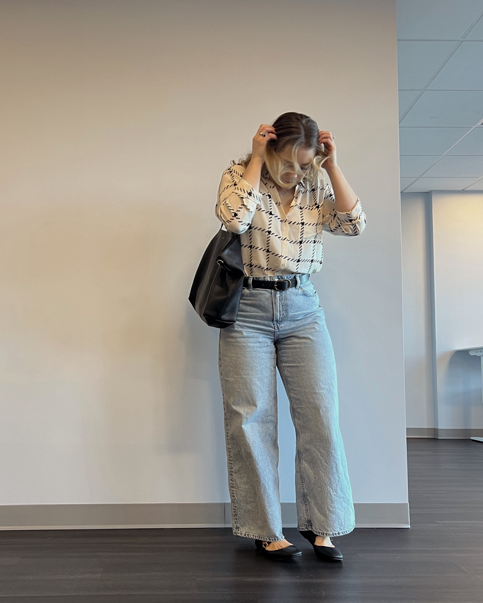 Monday office outfit, minimal chic, neutrals, Boston style 

#LTKmidsize #LTKworkwear